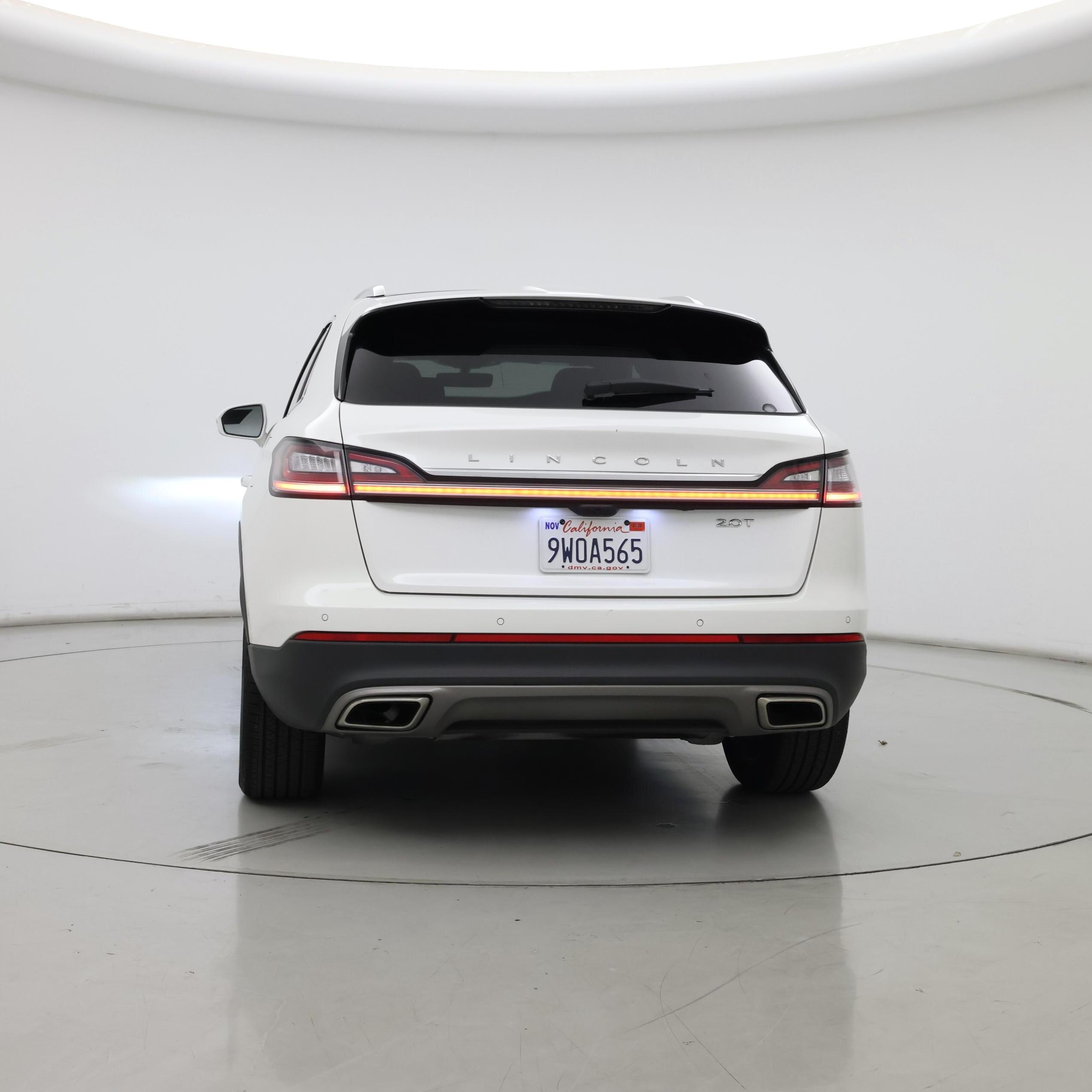 Thumbnail: 2020 Lincoln Nautilus - 6