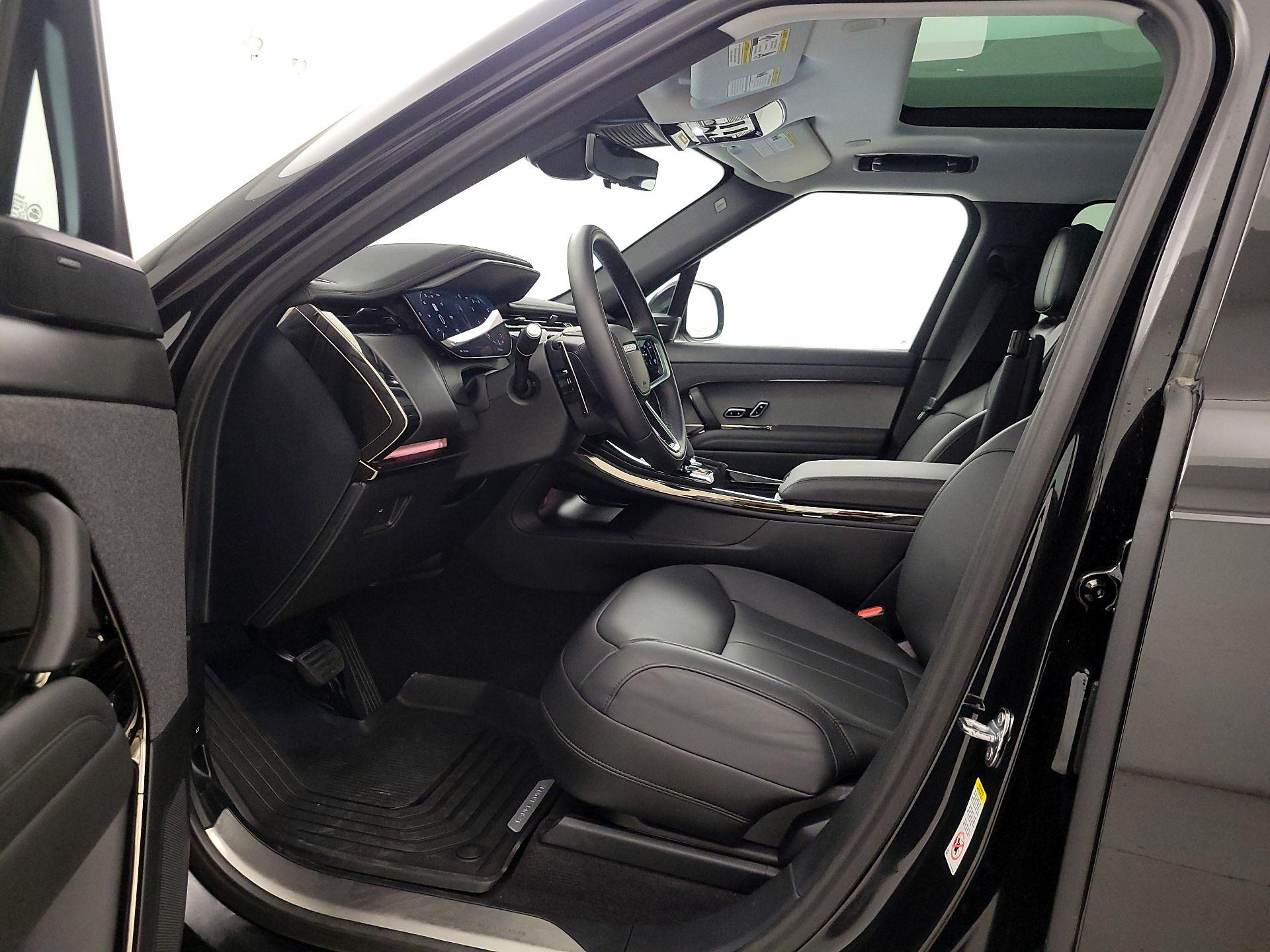 Thumbnail: 2024 Land Rover Range Rover Sport - 11
