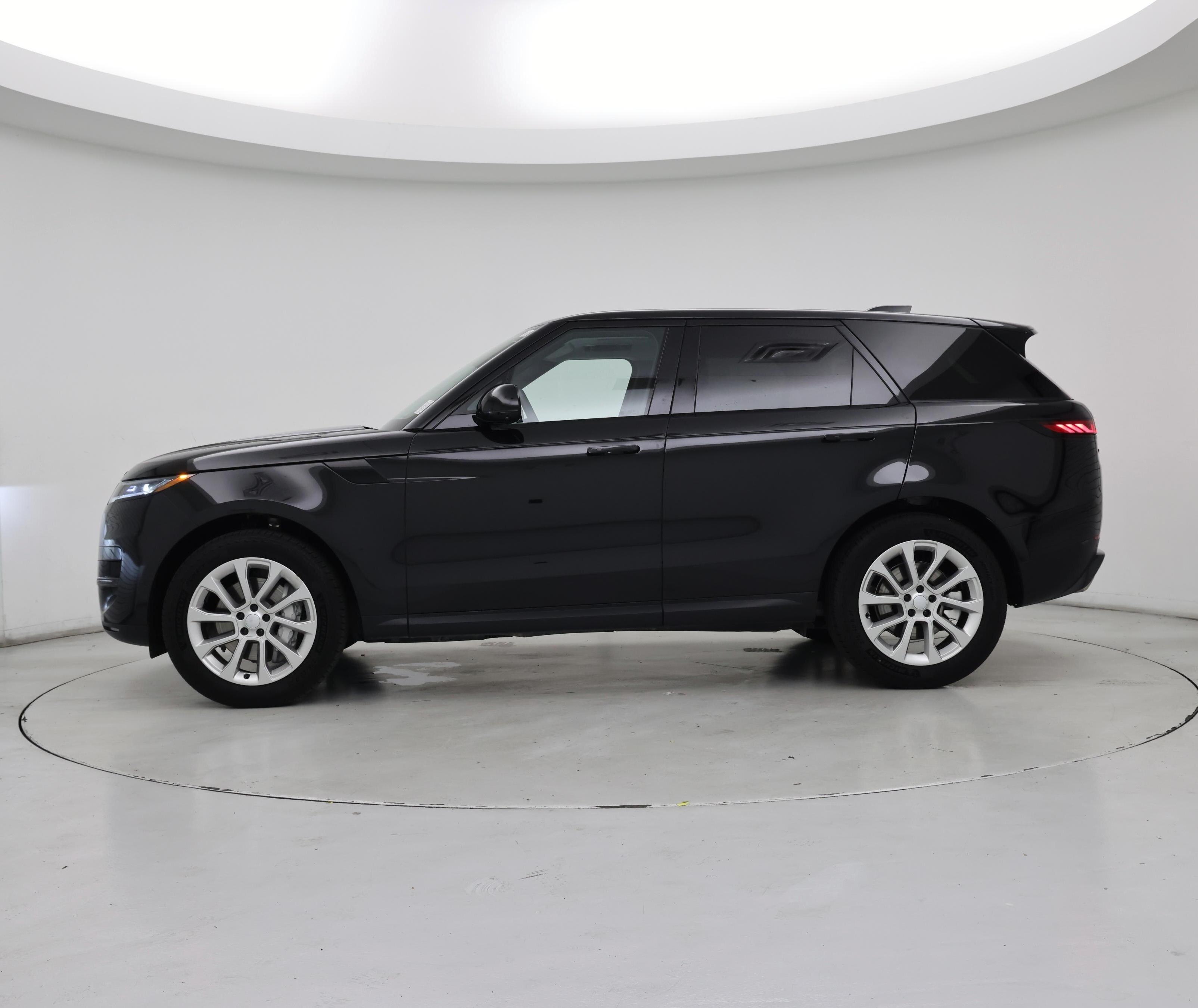 Thumbnail: 2024 Land Rover Range Rover Sport - 3