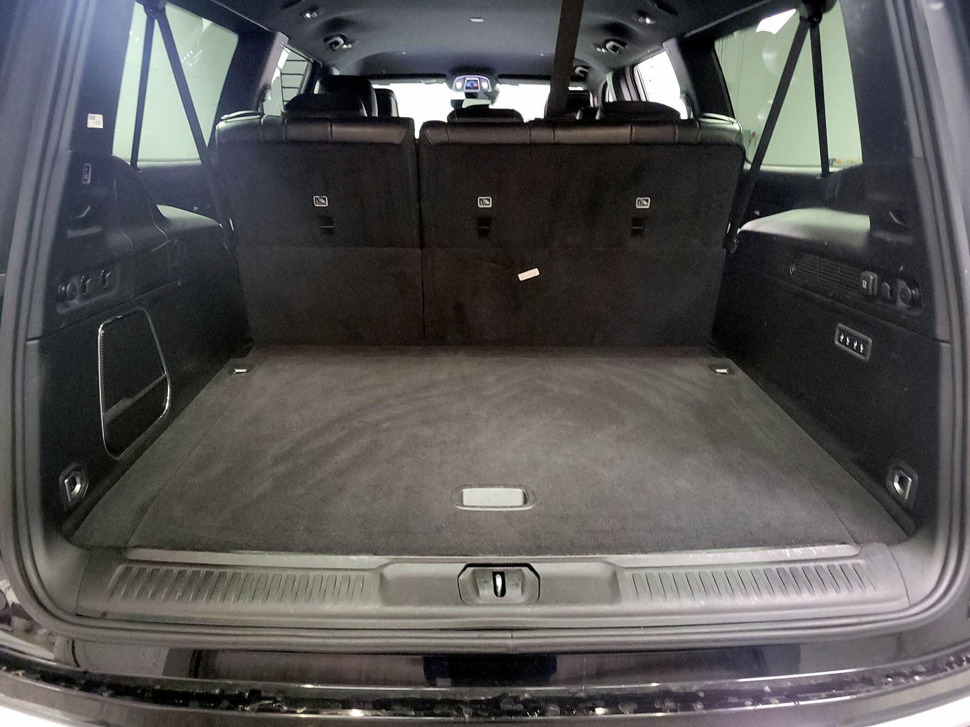 Thumbnail: 2024 Jeep Wagoneer - 18