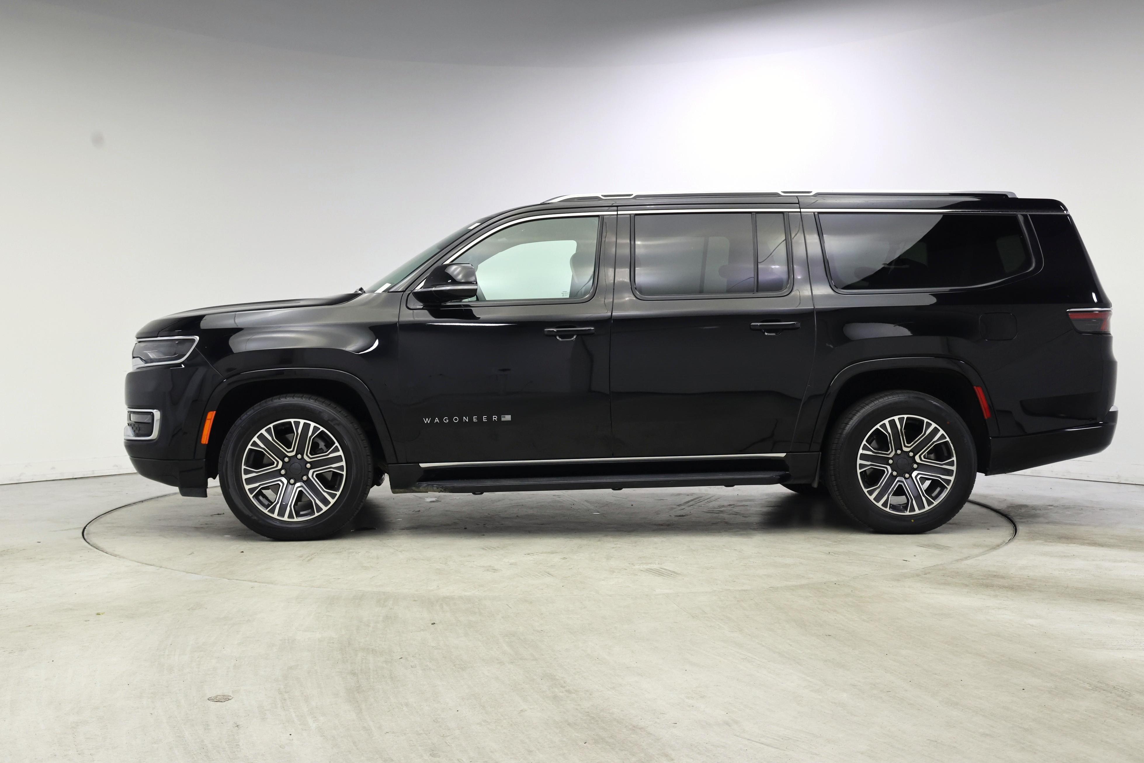 Thumbnail: 2024 Jeep Wagoneer - 3