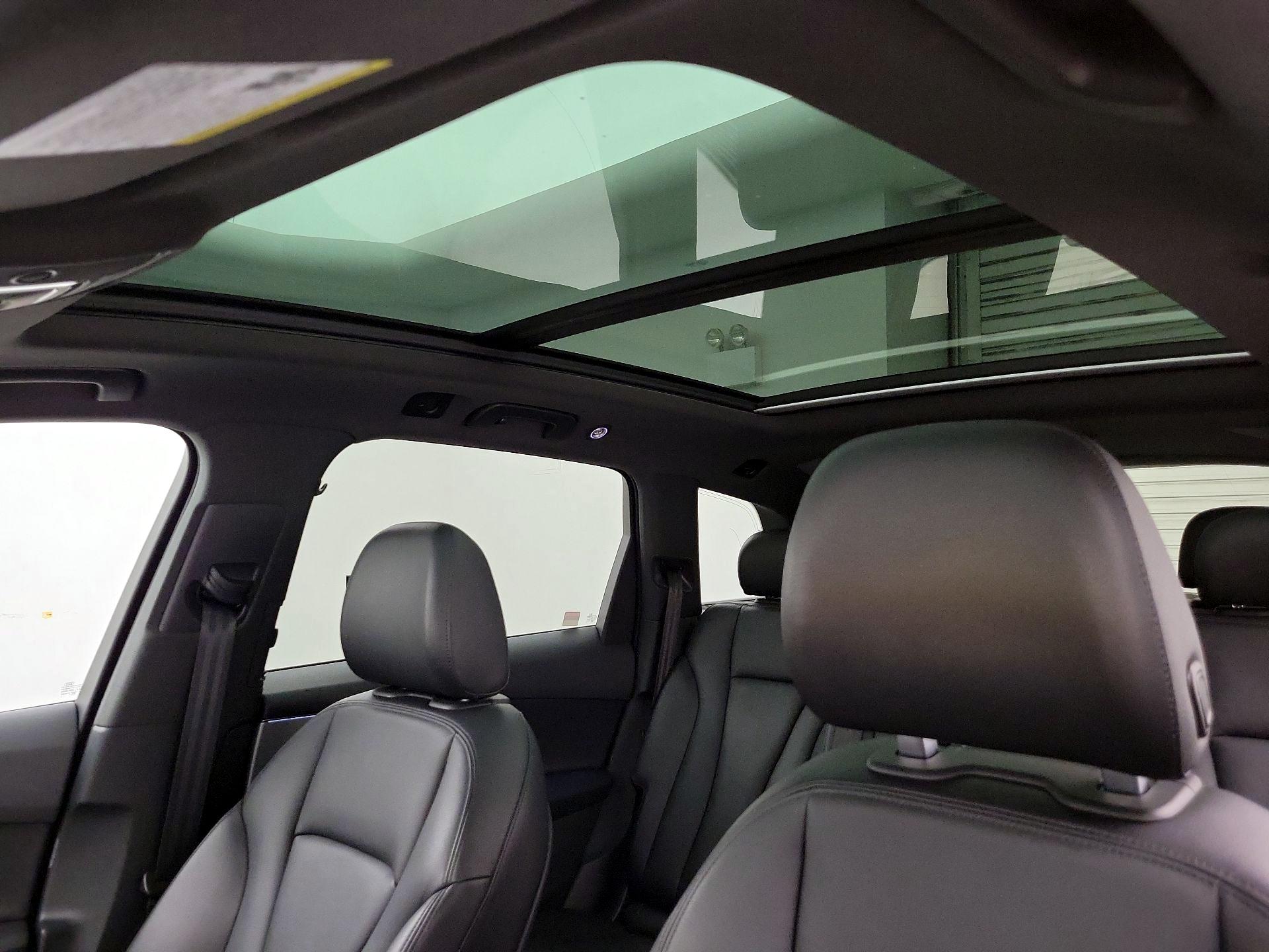 Thumbnail: 2019 Audi Q7 - 20