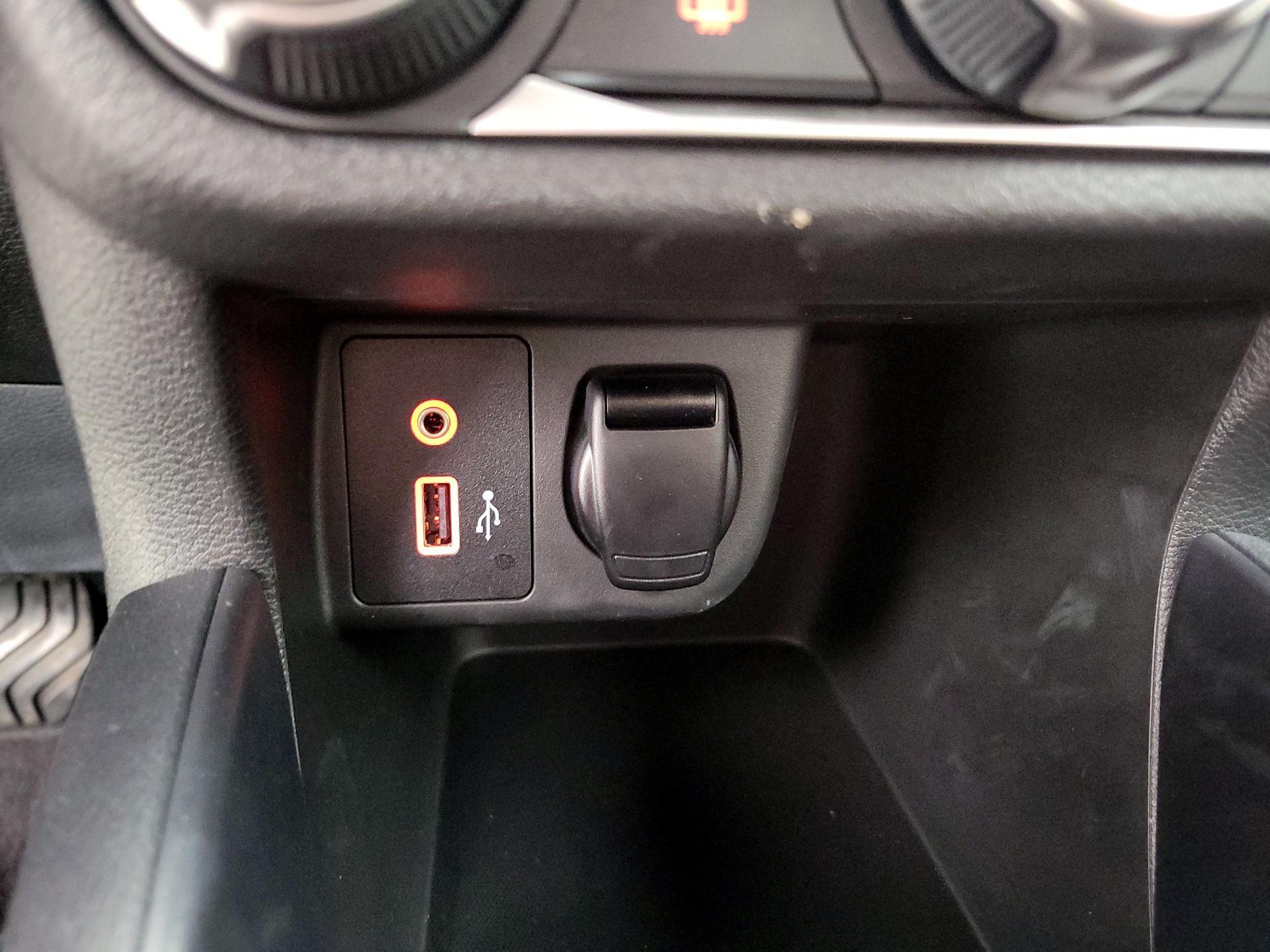 Thumbnail: 2020 Nissan Versa - 18