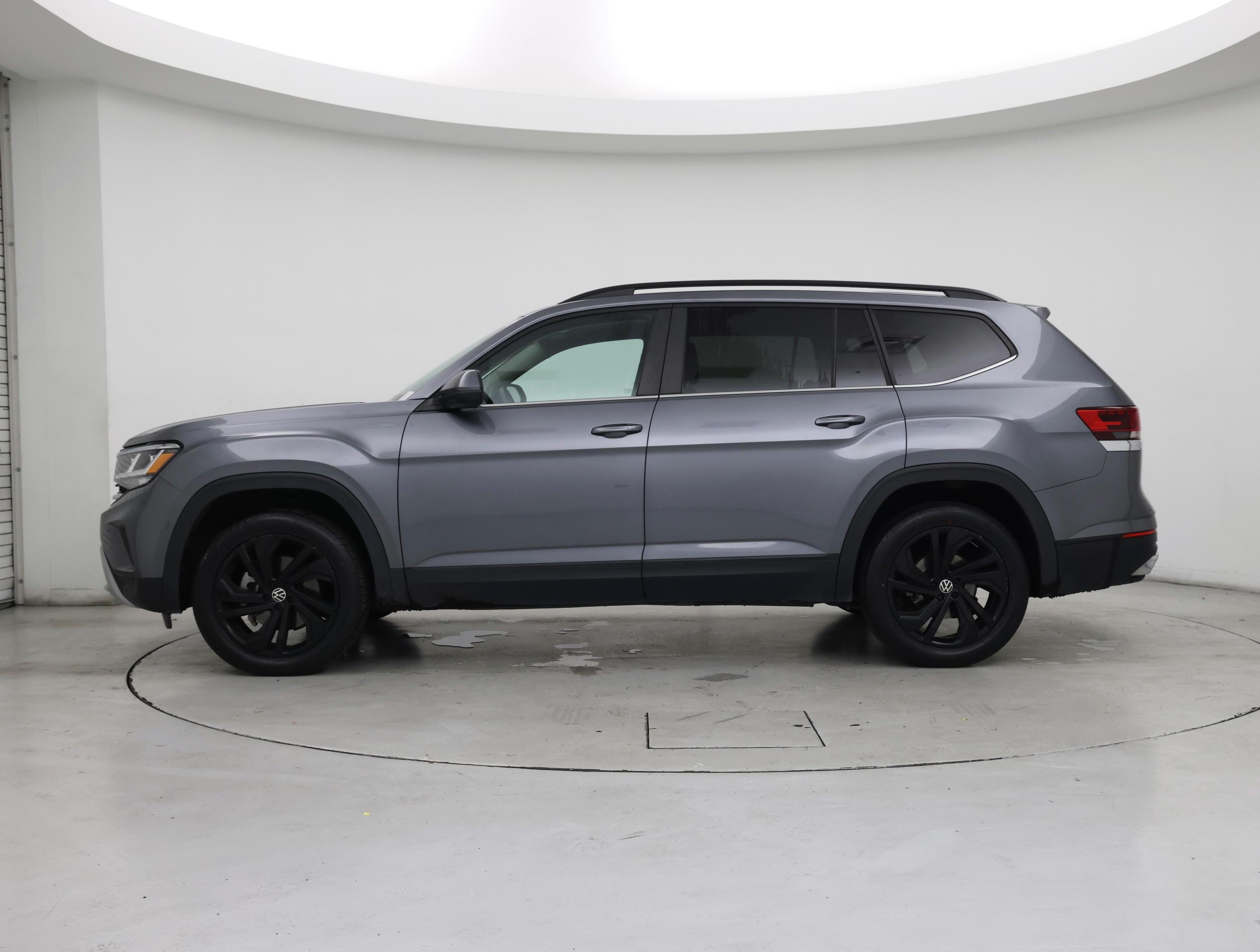 Thumbnail: 2022 Volkswagen Atlas - 3