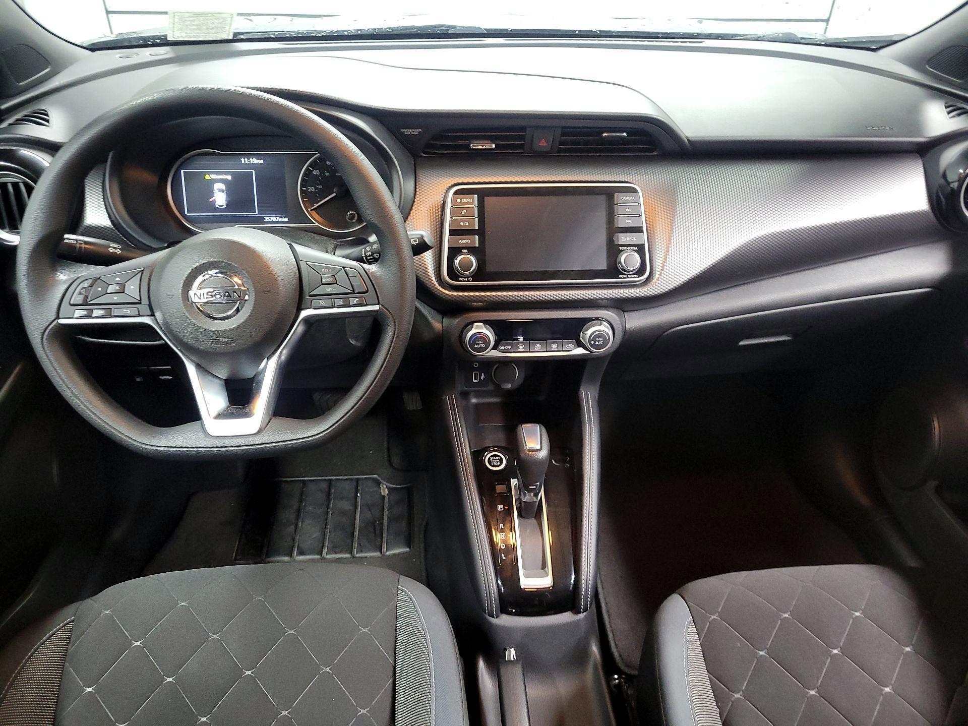 Thumbnail: 2020 Nissan Kicks - 9