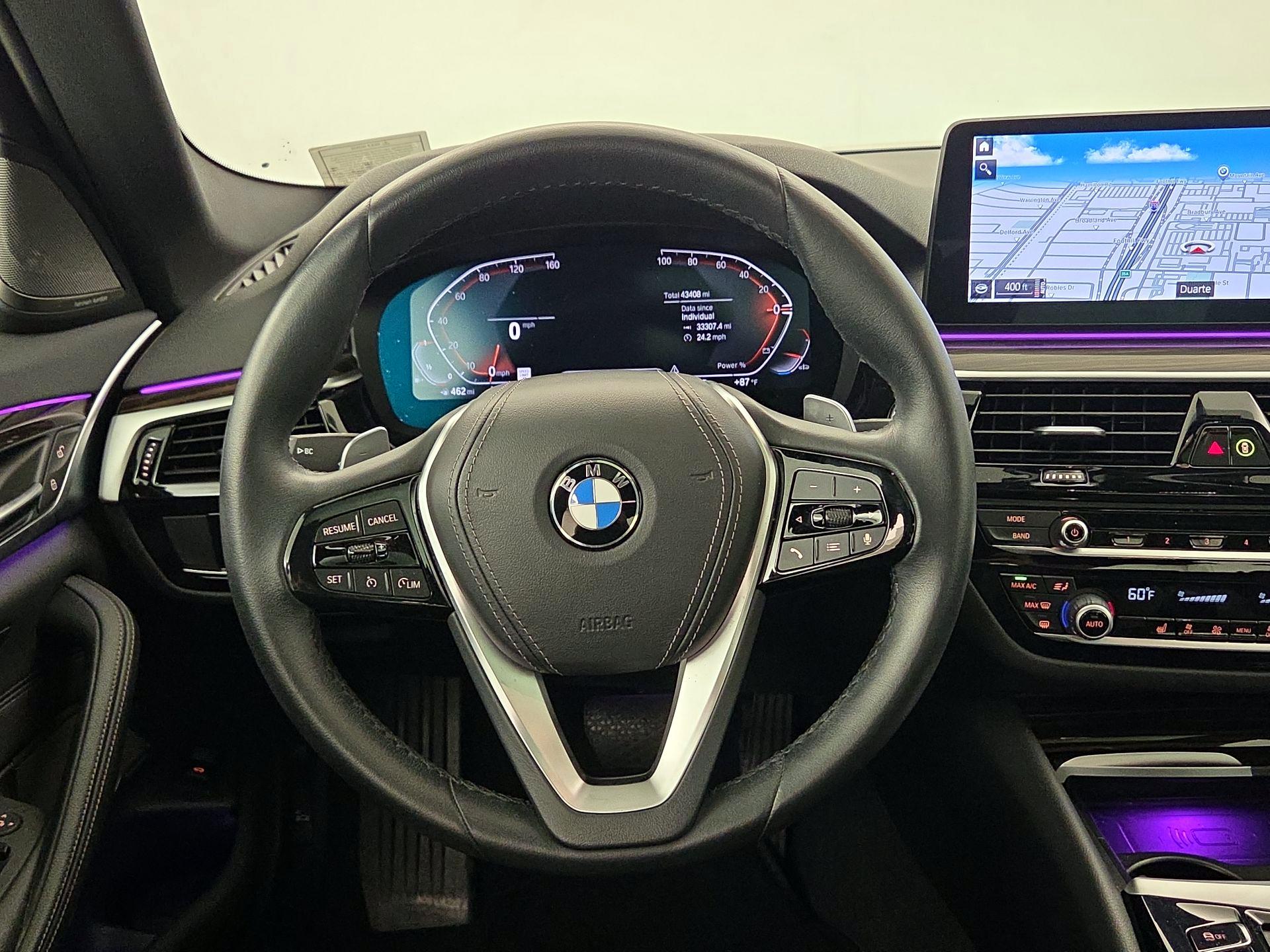 Thumbnail: 2023 BMW 5 Series - 10