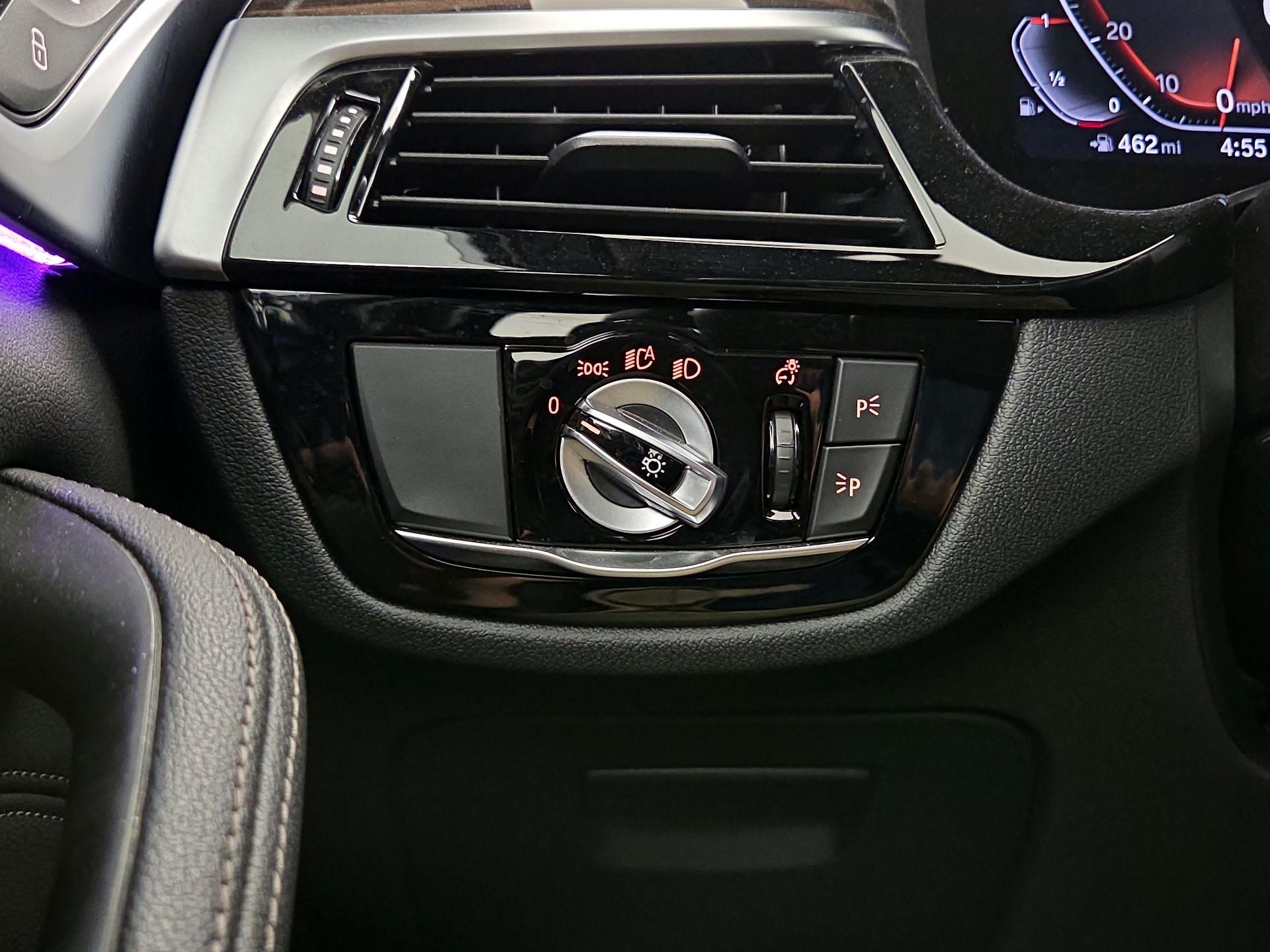 Thumbnail: 2023 BMW 5 Series - 12