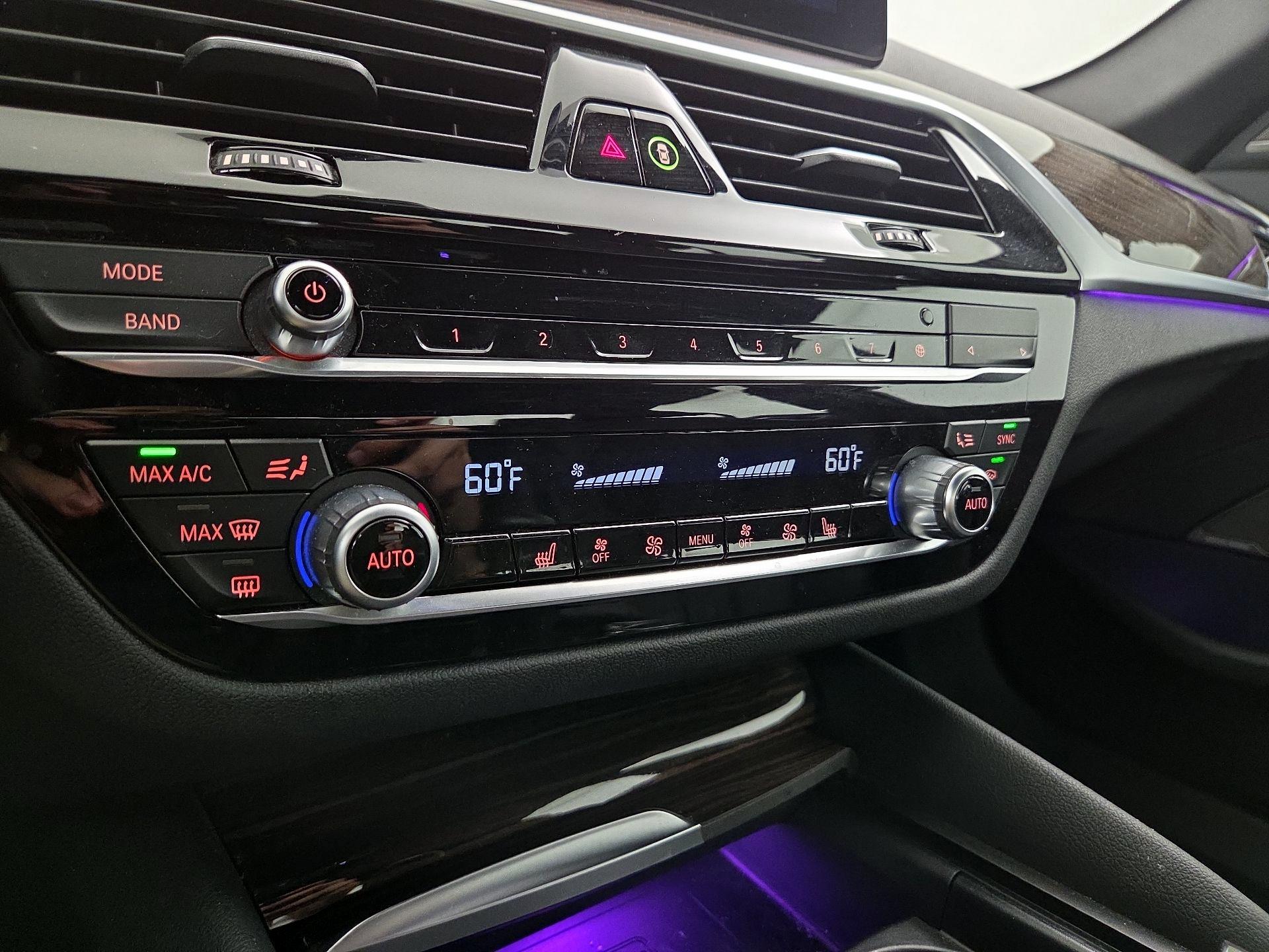 Thumbnail: 2023 BMW 5 Series - 17