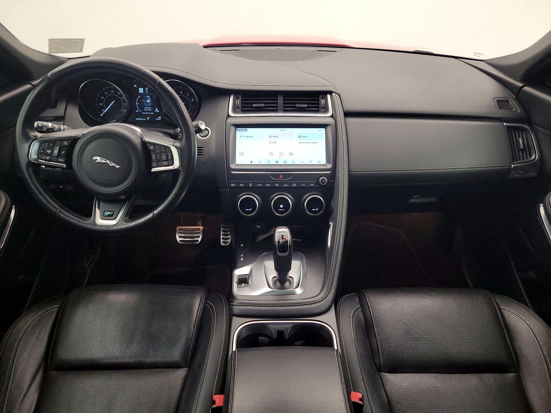 Thumbnail: 2019 Jaguar E-Pace - 9