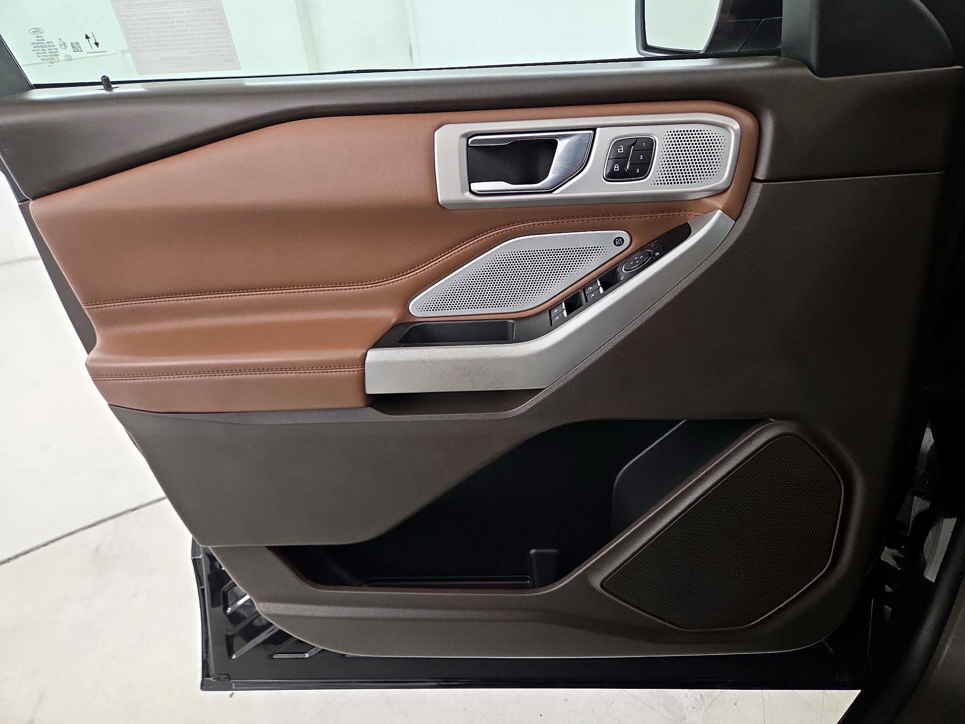 Thumbnail: 2022 Ford Explorer - 12