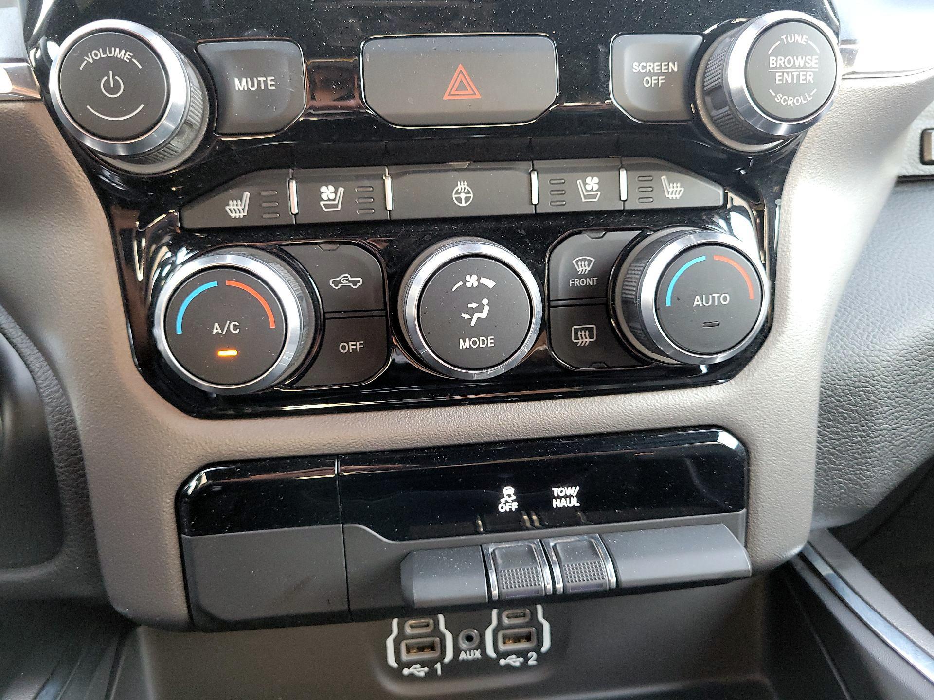 Thumbnail: 2024 RAM 1500 - 17