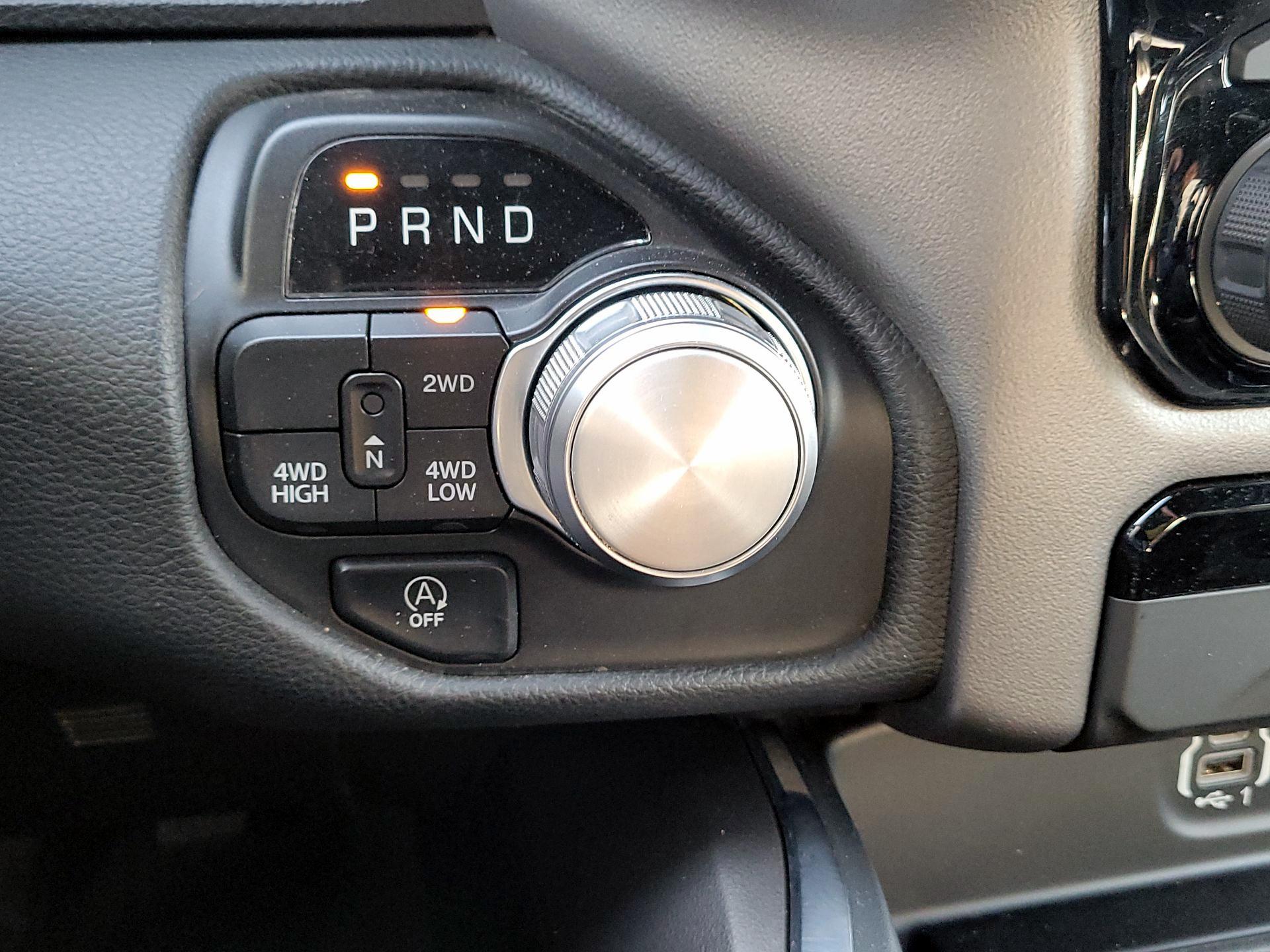 Thumbnail: 2024 RAM 1500 - 18