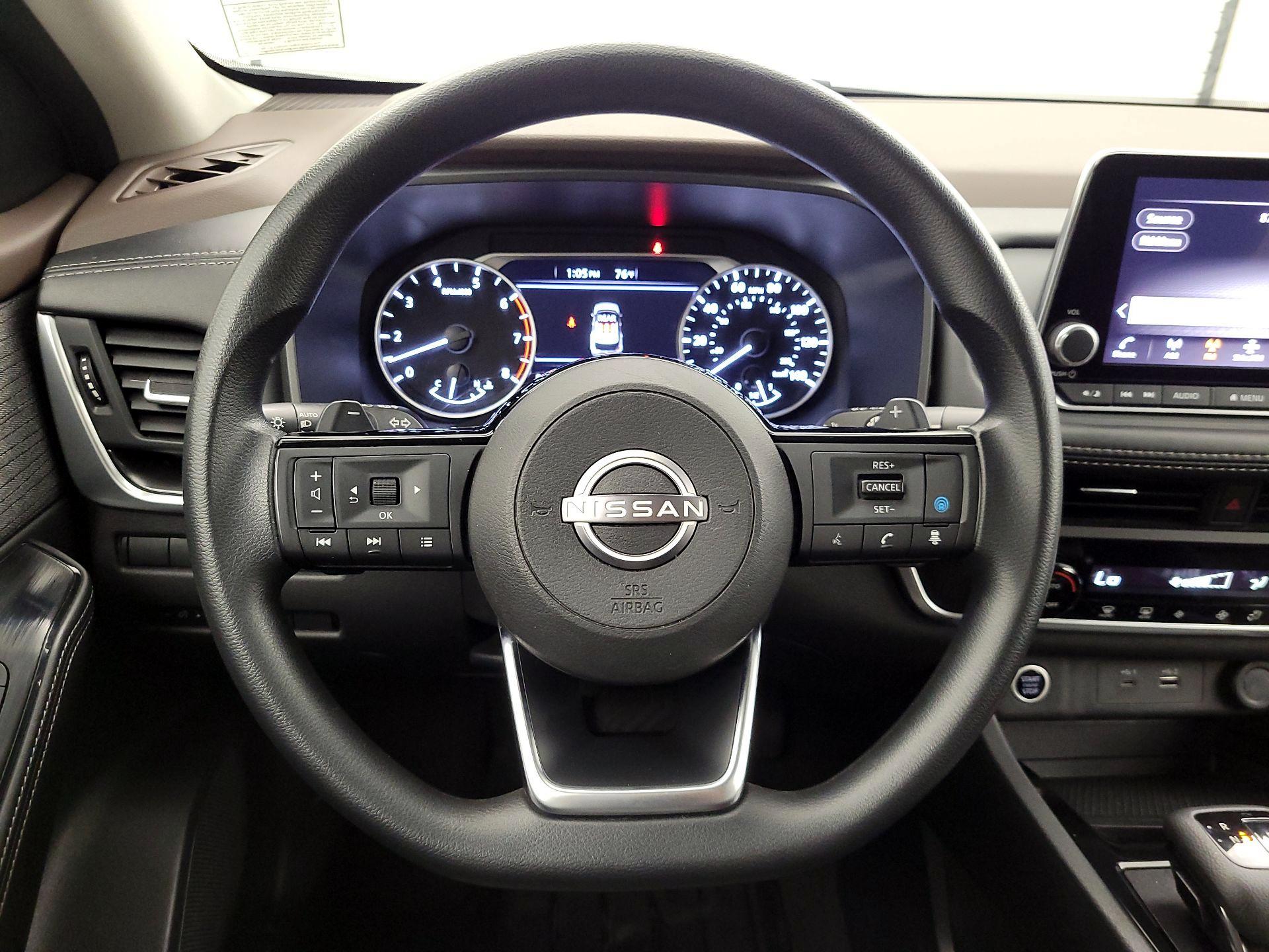 Thumbnail: 2023 Nissan Rogue - 10