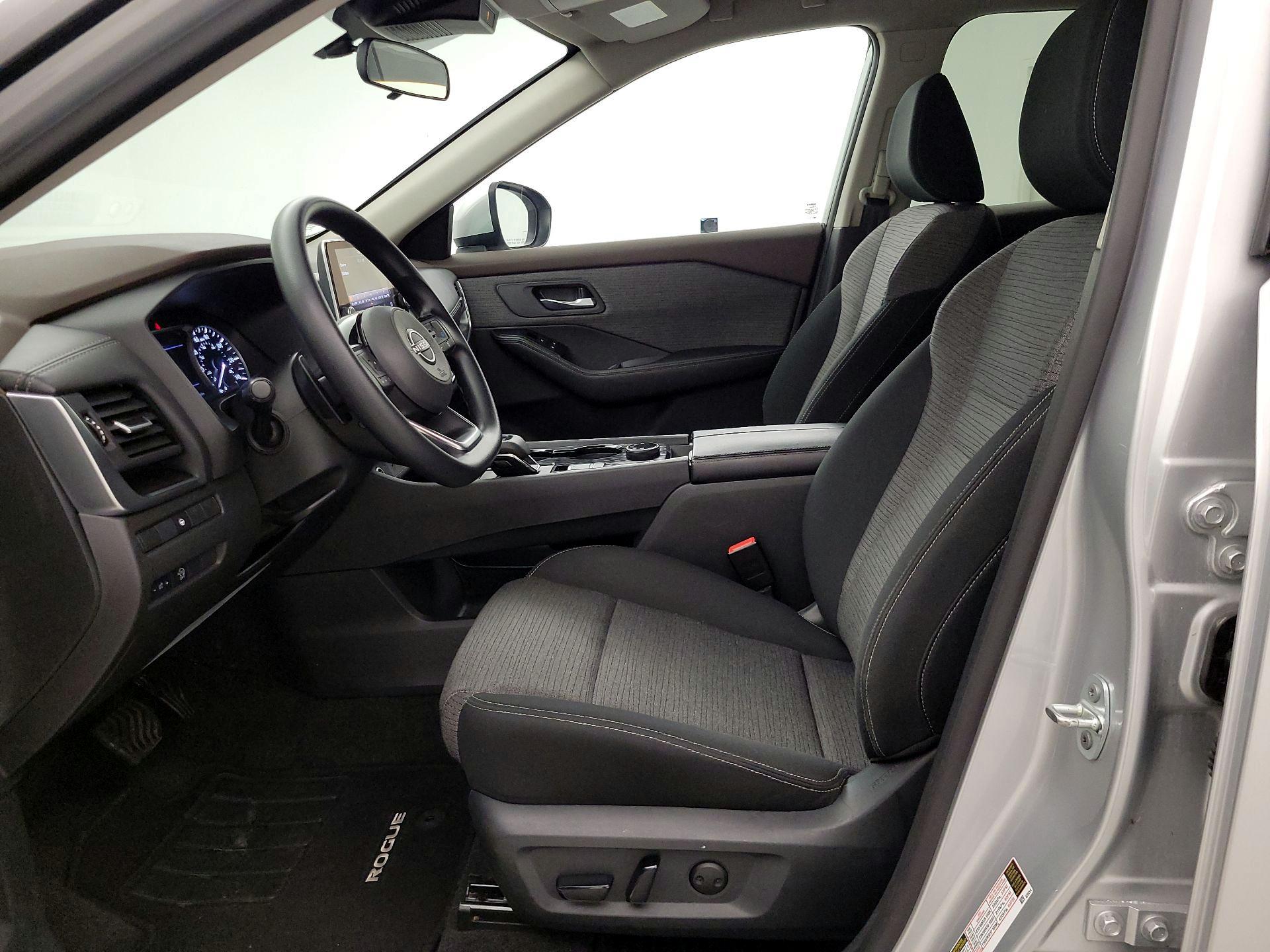 Thumbnail: 2023 Nissan Rogue - 11