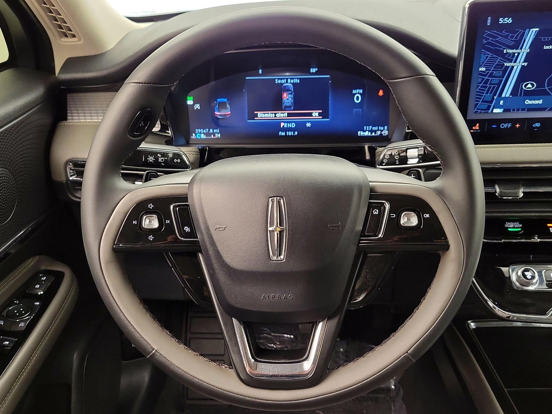 Thumbnail: 2023 Lincoln Corsair - 10