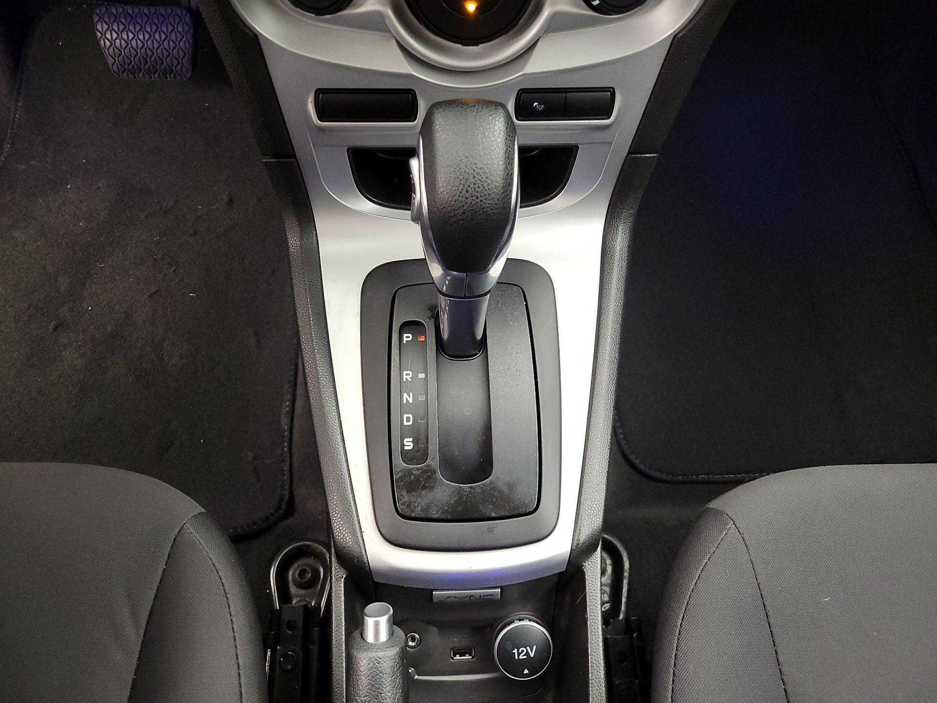 Thumbnail: 2018 Ford Fiesta - 17