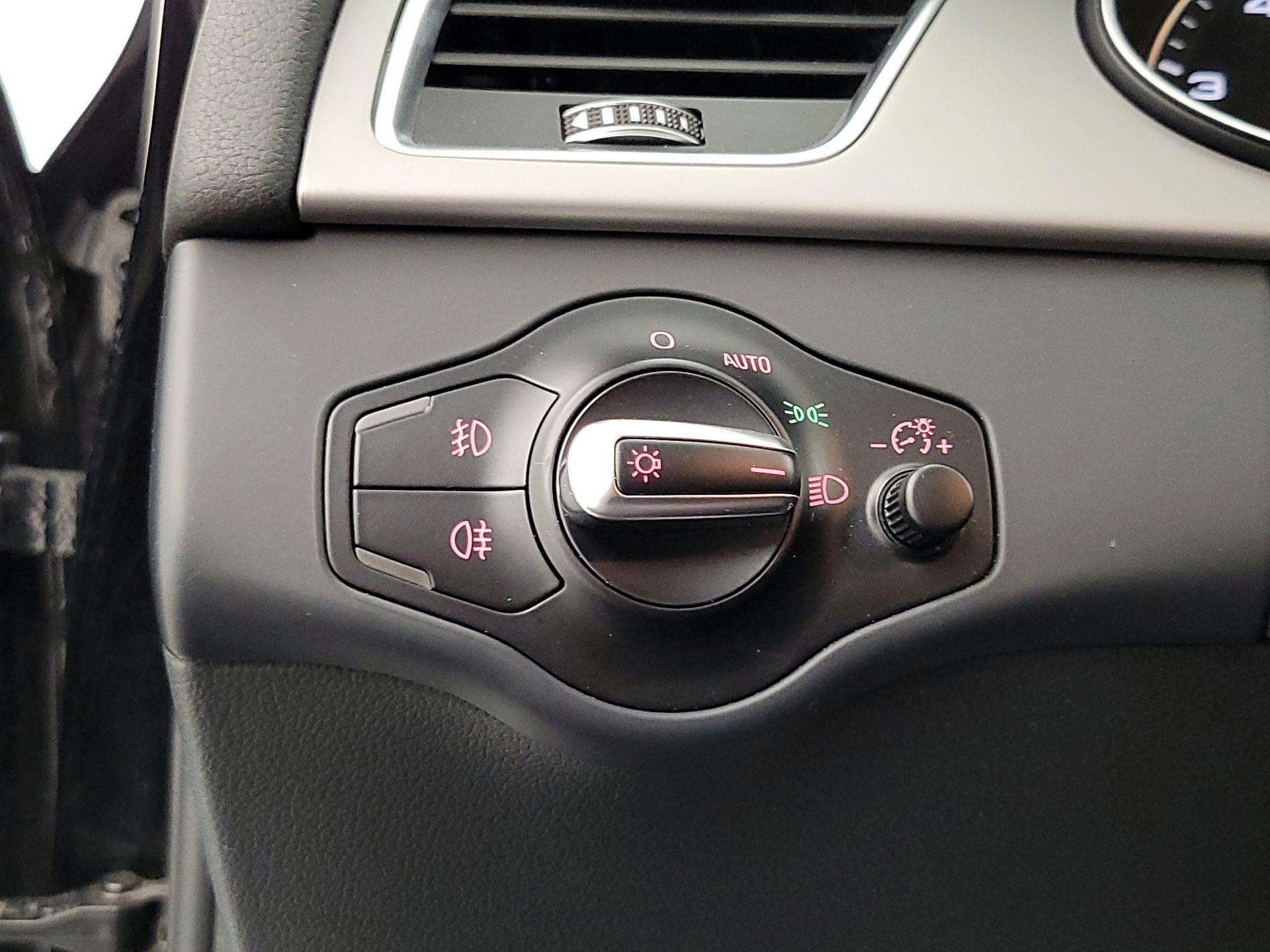 Thumbnail: 2015 Audi A4 - 13