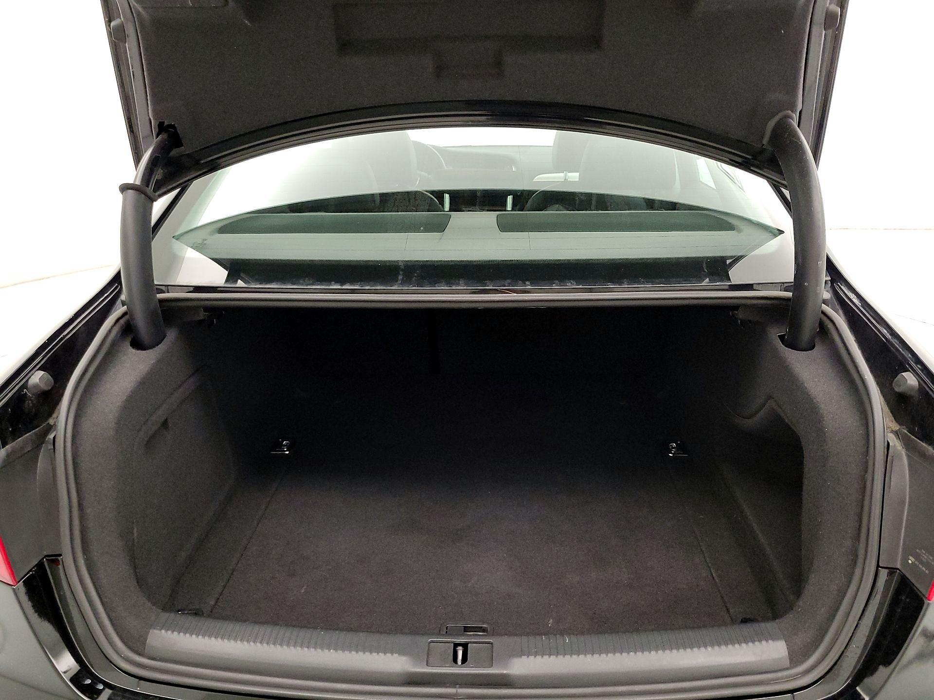 Thumbnail: 2015 Audi A4 - 19