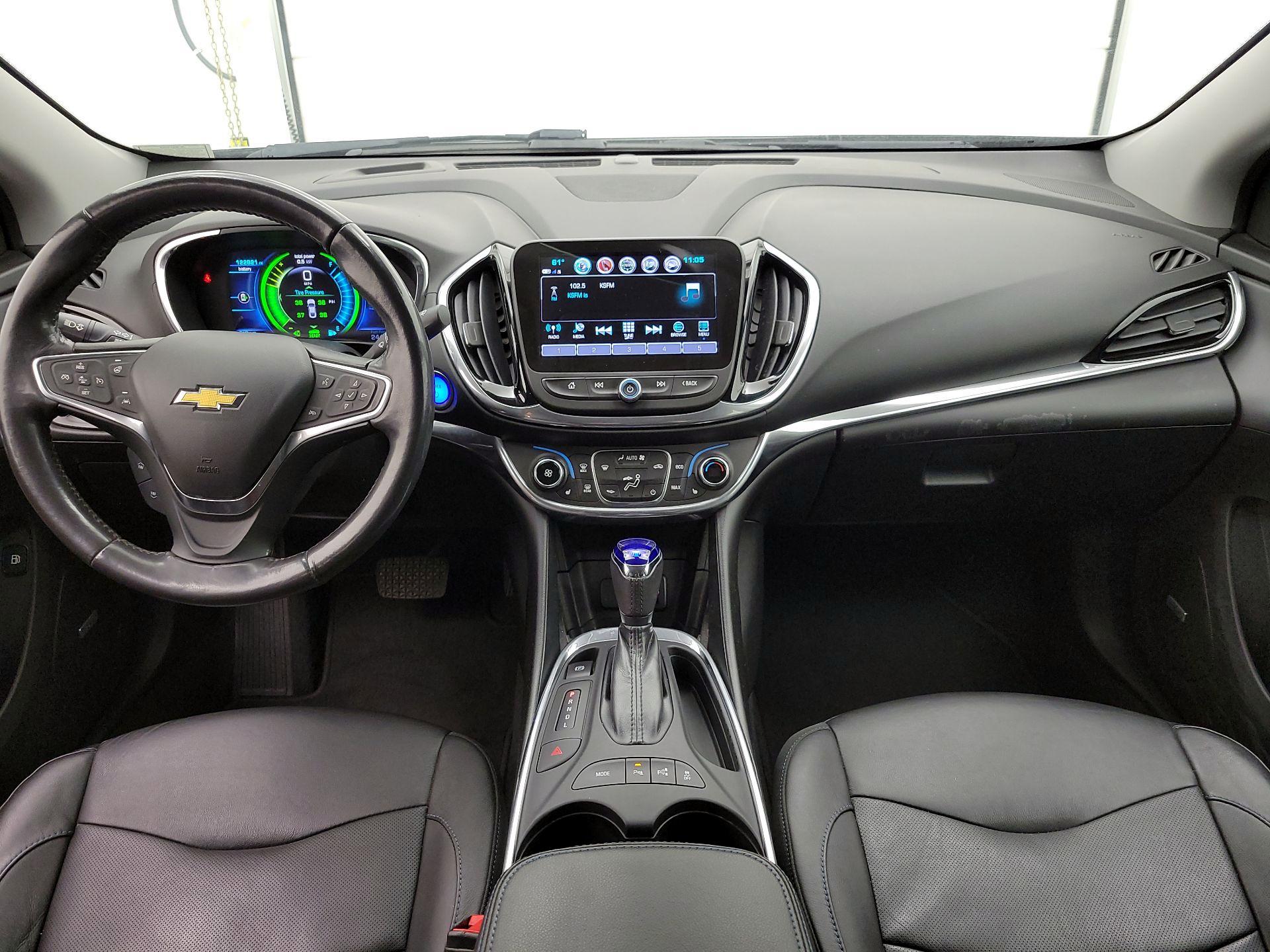 Thumbnail: 2018 Chevrolet Volt - 9