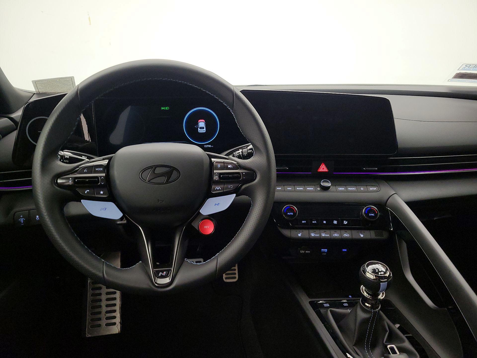 Thumbnail: 2025 Hyundai Elantra - 10