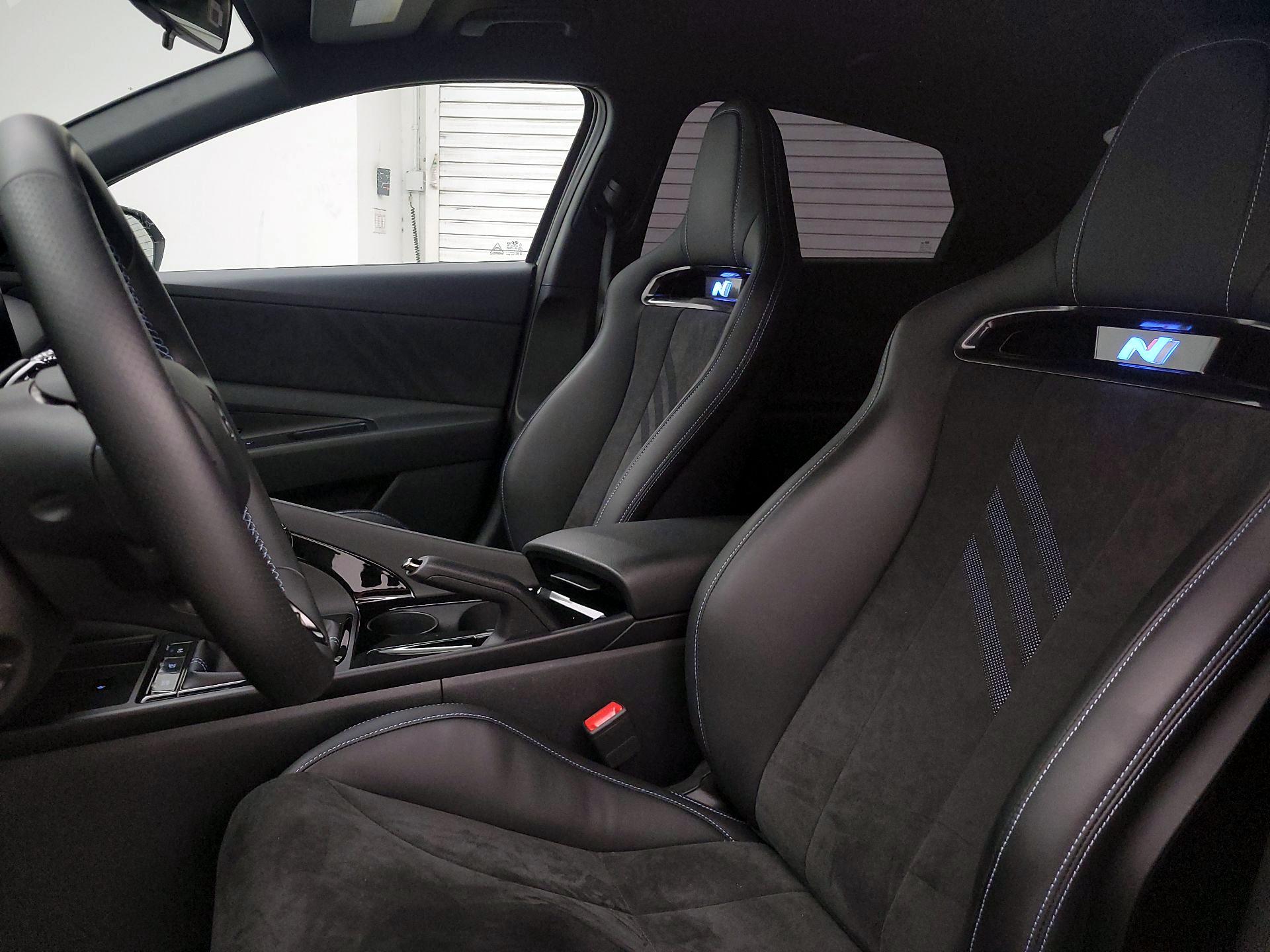 Thumbnail: 2025 Hyundai Elantra - 11