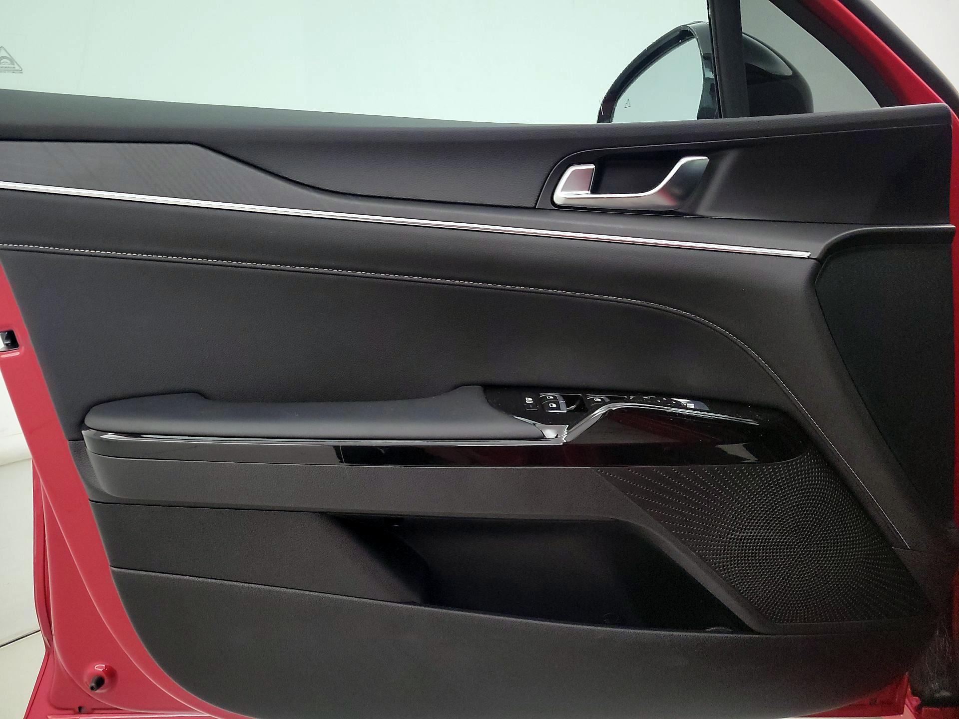 Thumbnail: 2025 Kia K5 - 12