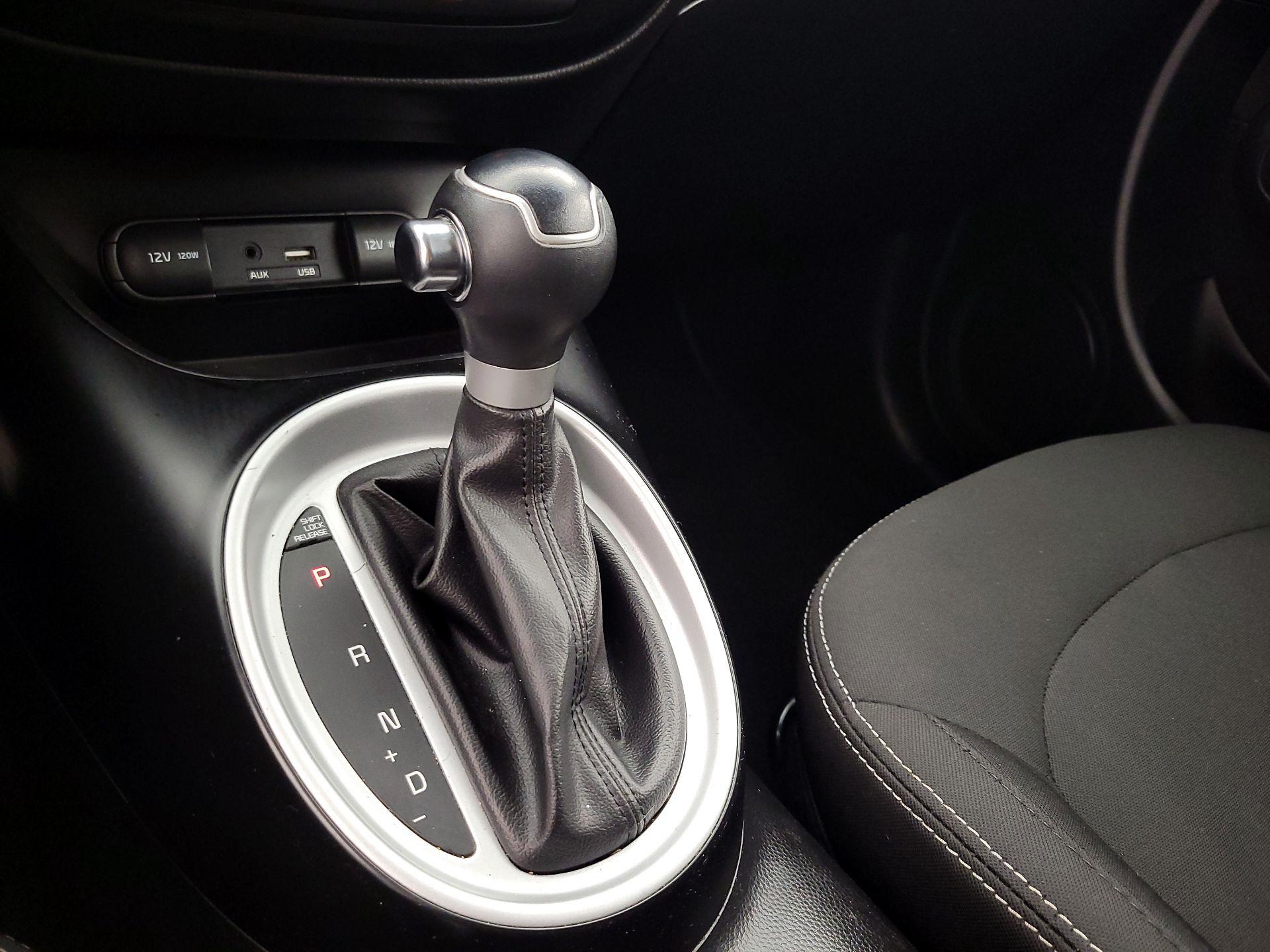 Thumbnail: 2019 Kia Soul - 17