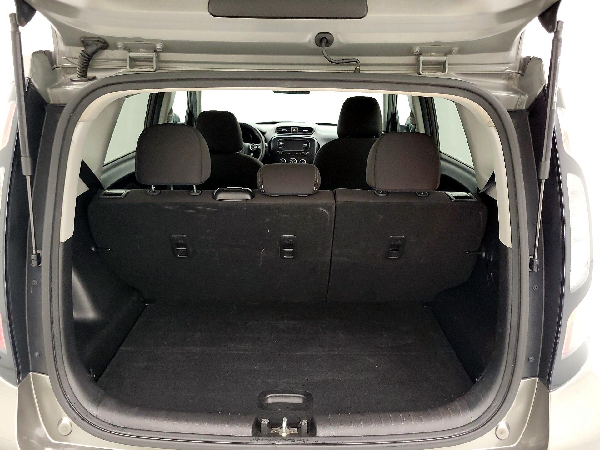 Thumbnail: 2019 Kia Soul - 20