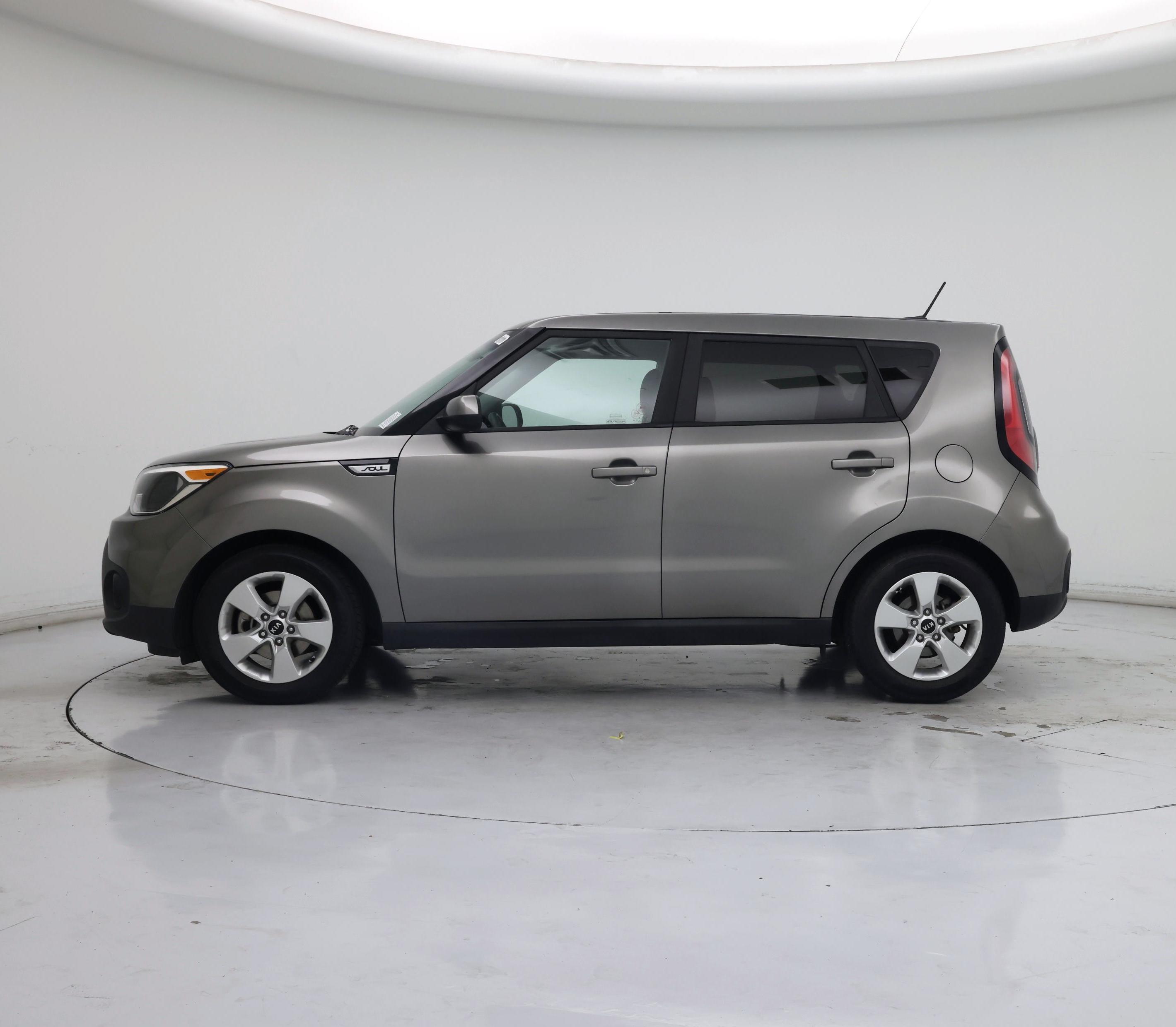 Thumbnail: 2019 Kia Soul - 3