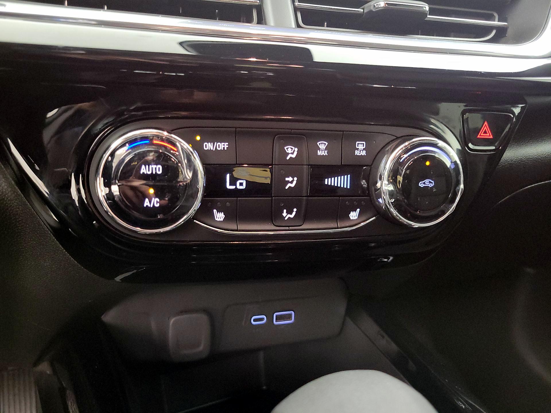 Thumbnail: 2025 Chevrolet Trax - 16