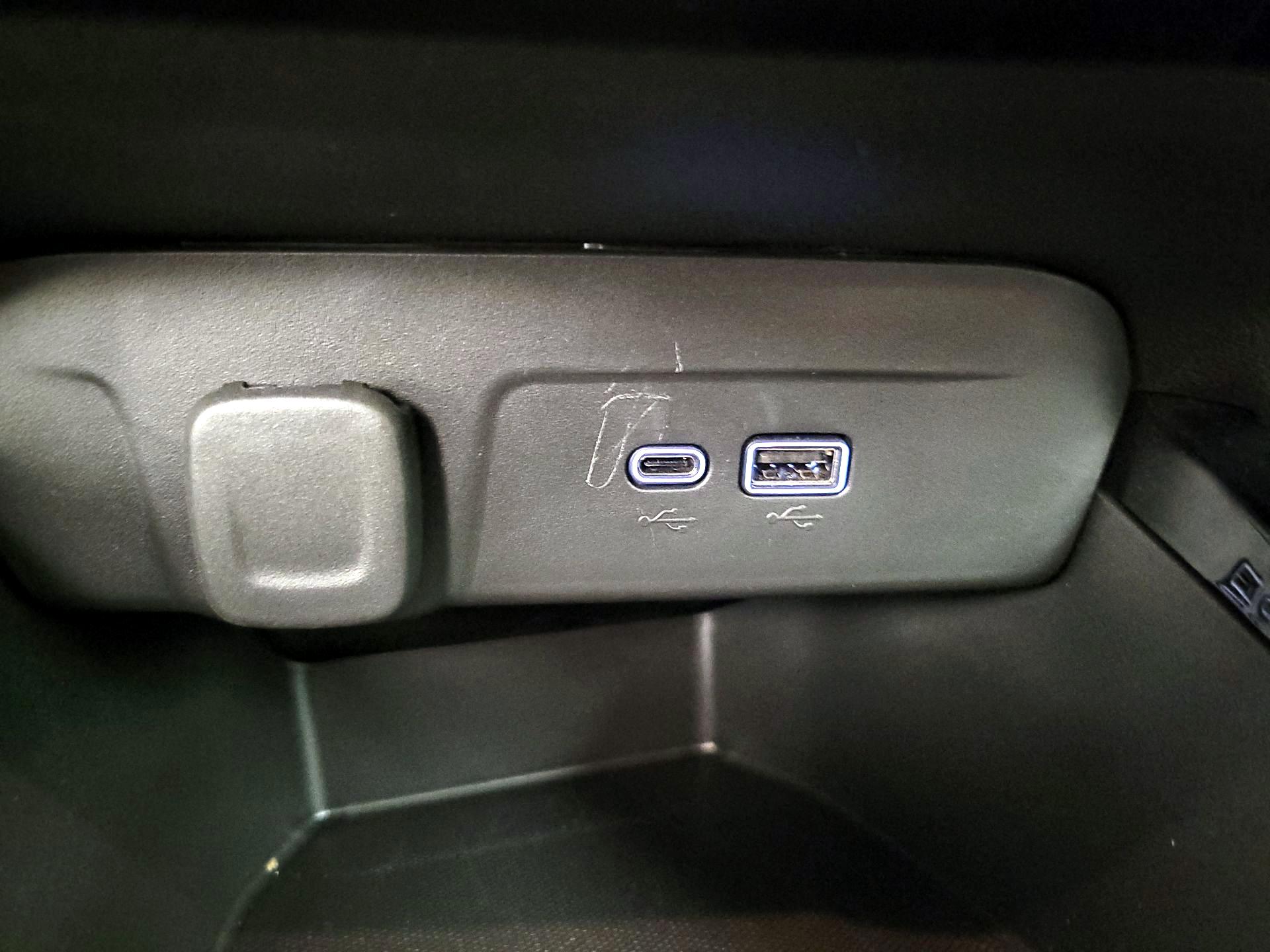 Thumbnail: 2025 Chevrolet Trax - 18