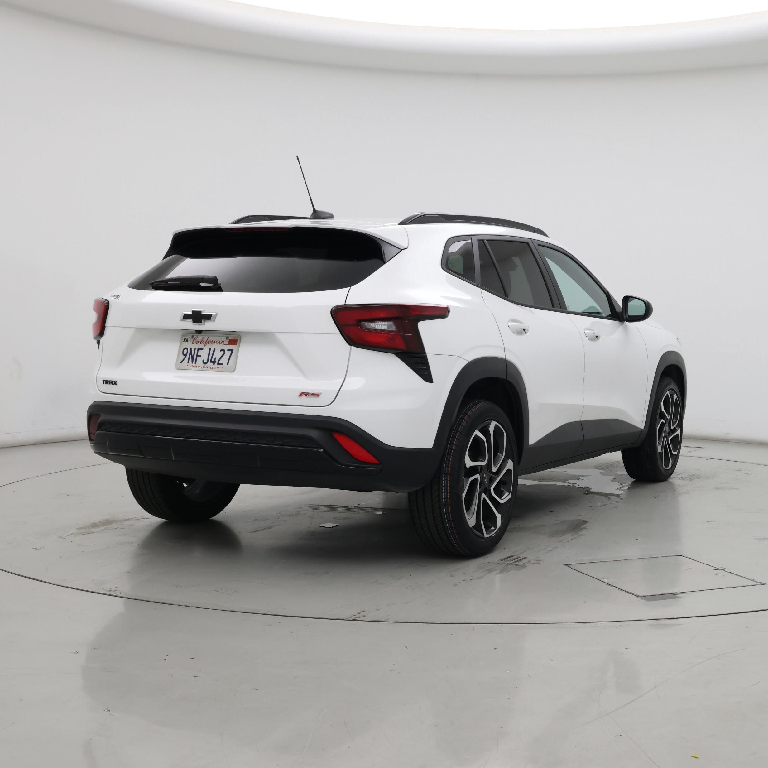 Thumbnail: 2025 Chevrolet Trax - 8