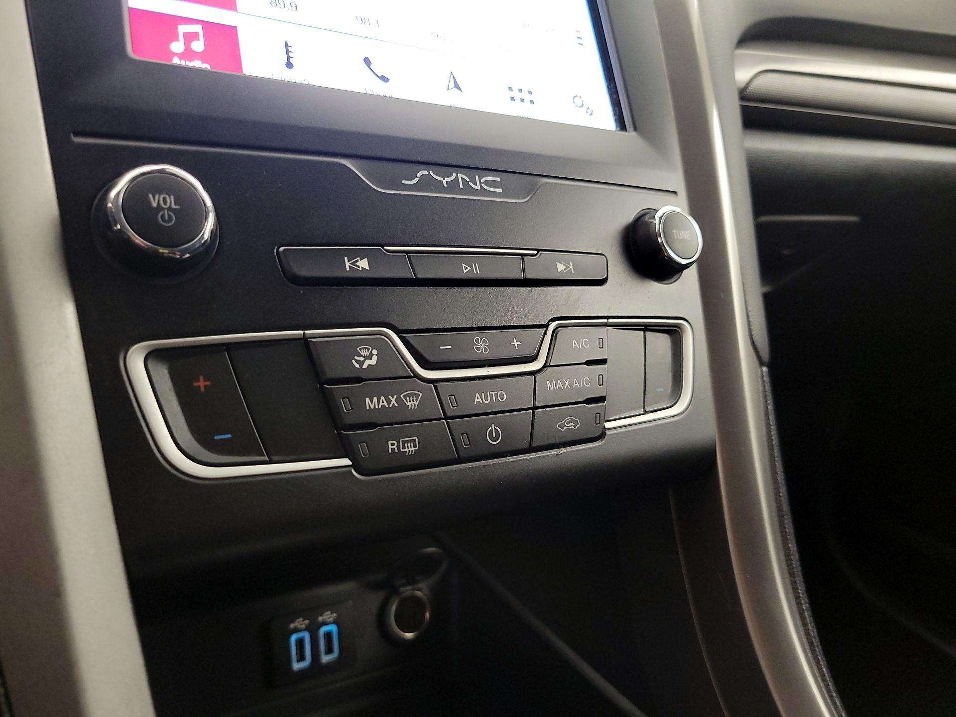 Thumbnail: 2019 Ford Fusion - 17