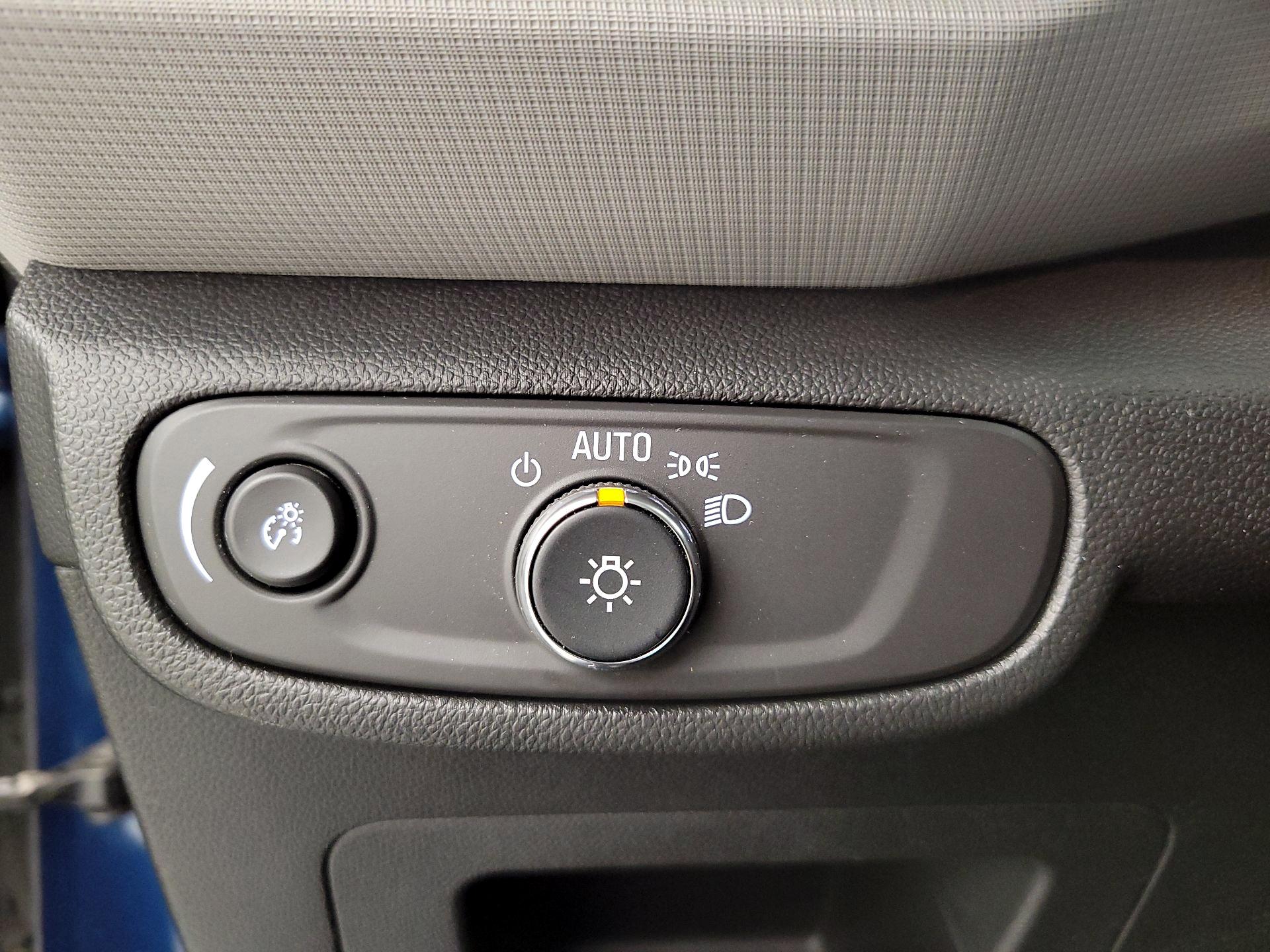 Thumbnail: 2021 Chevrolet TrailBlazer - 13