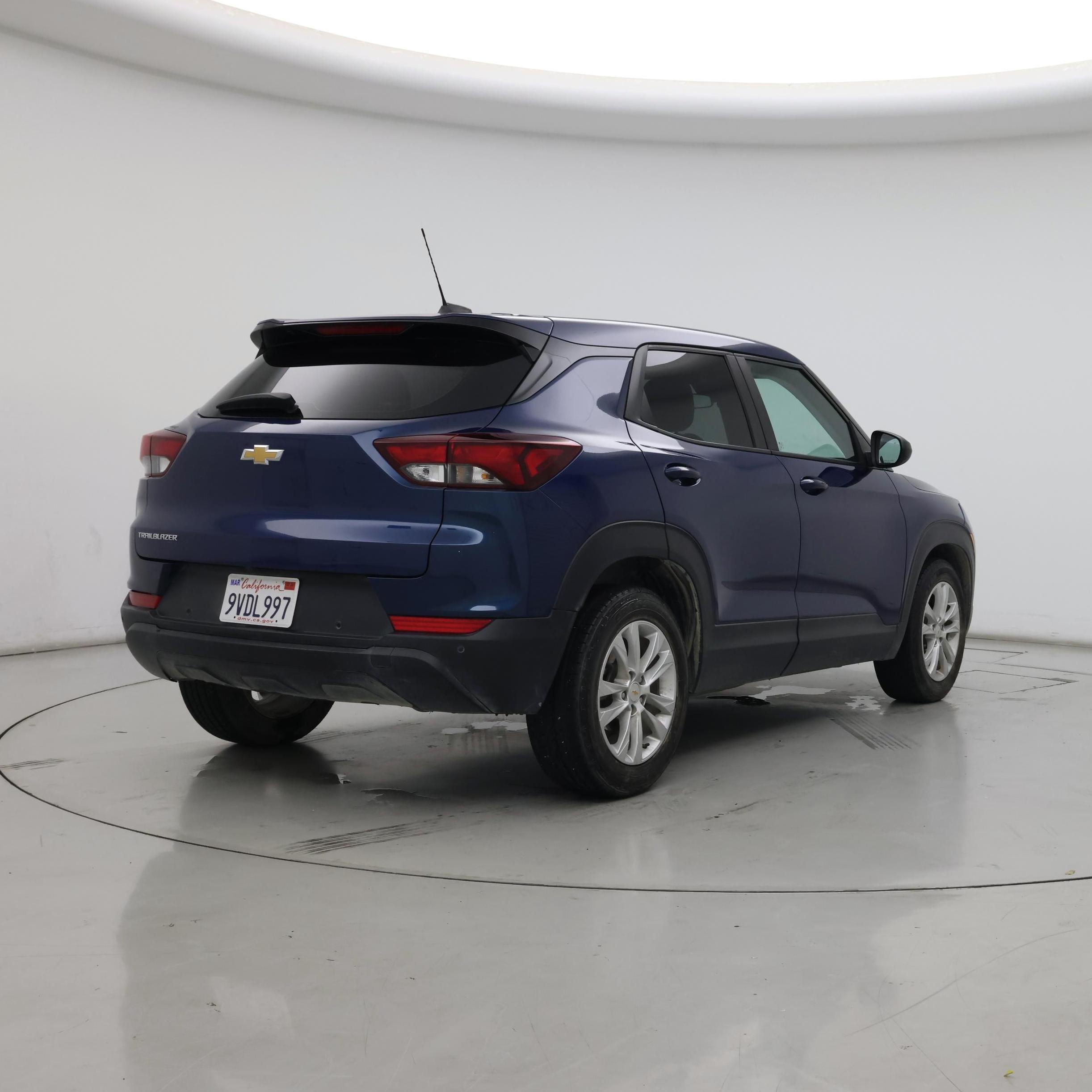 Thumbnail: 2021 Chevrolet TrailBlazer - 8