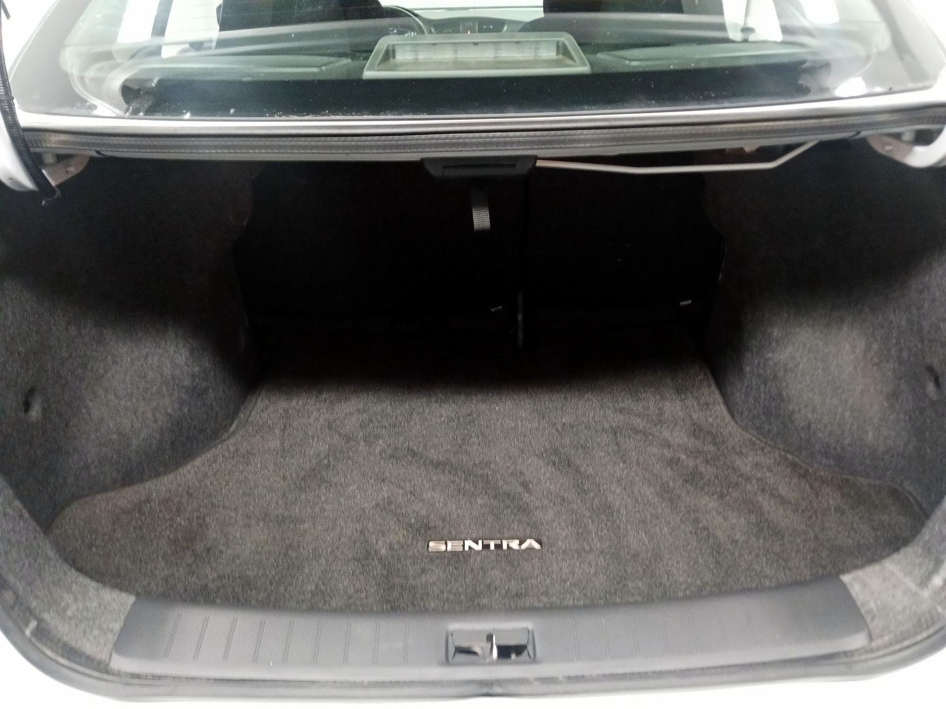 Thumbnail: 2019 Nissan Sentra - 16