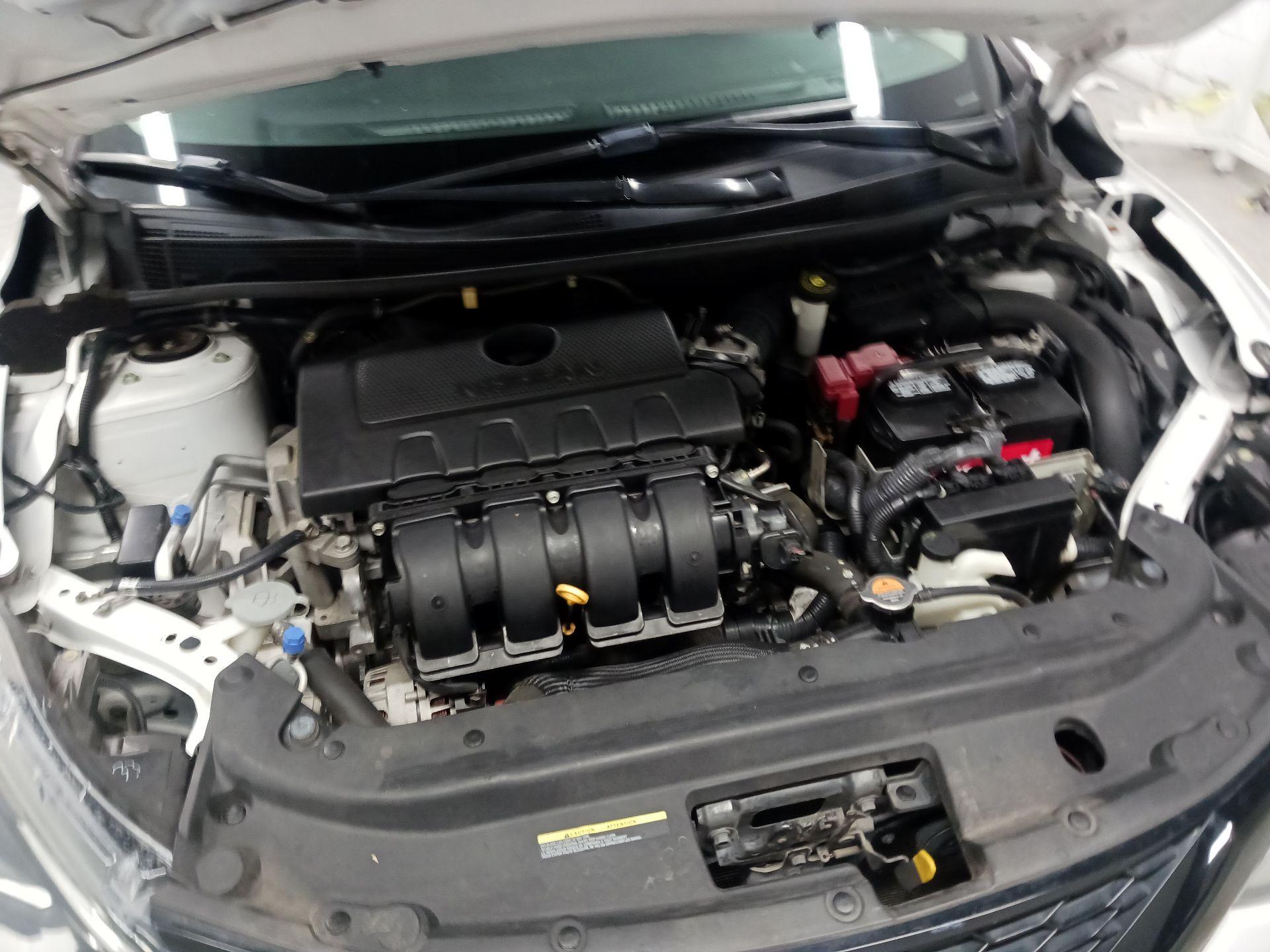 Thumbnail: 2019 Nissan Sentra - 17