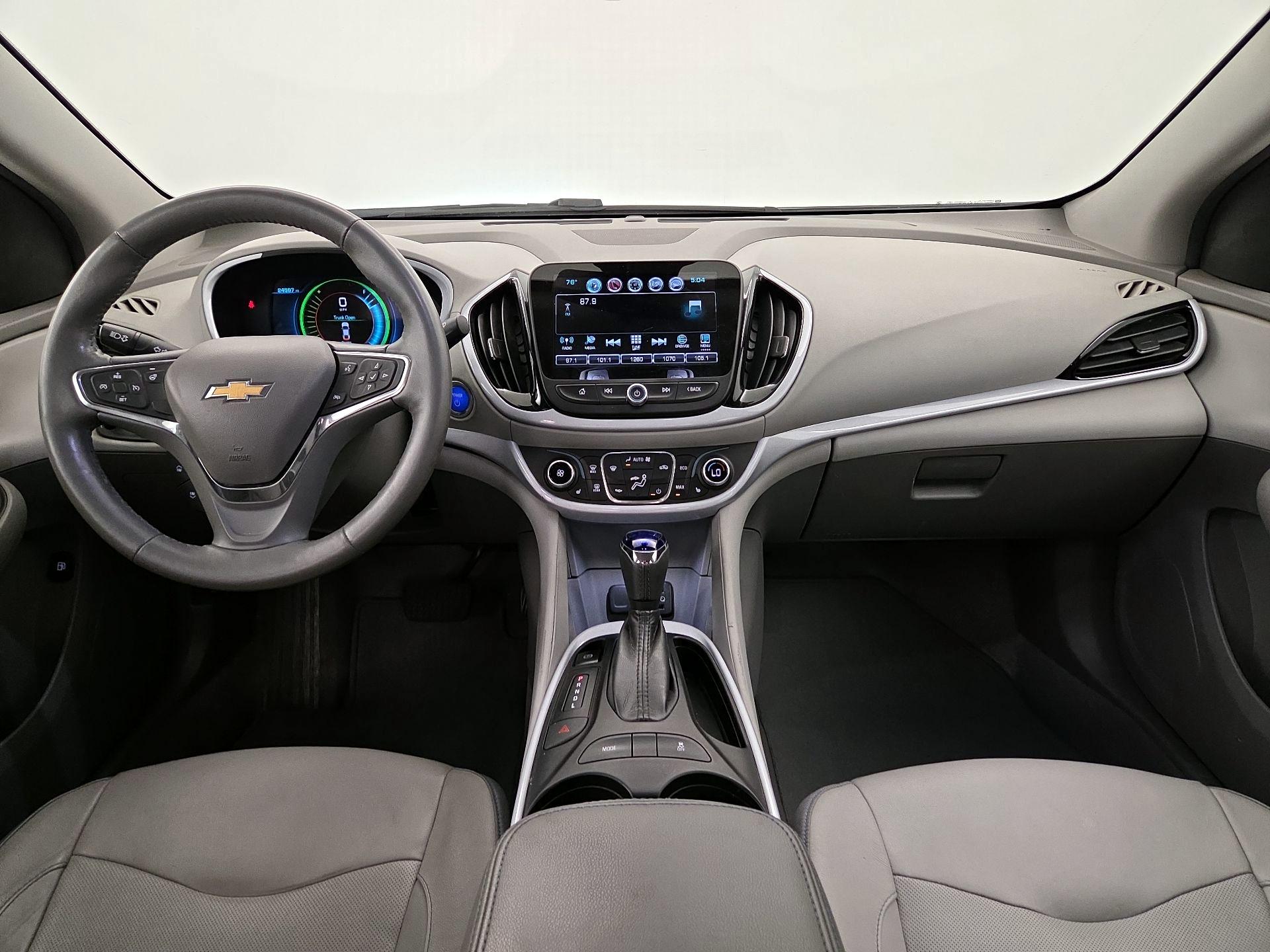 Thumbnail: 2017 Chevrolet Volt - 9