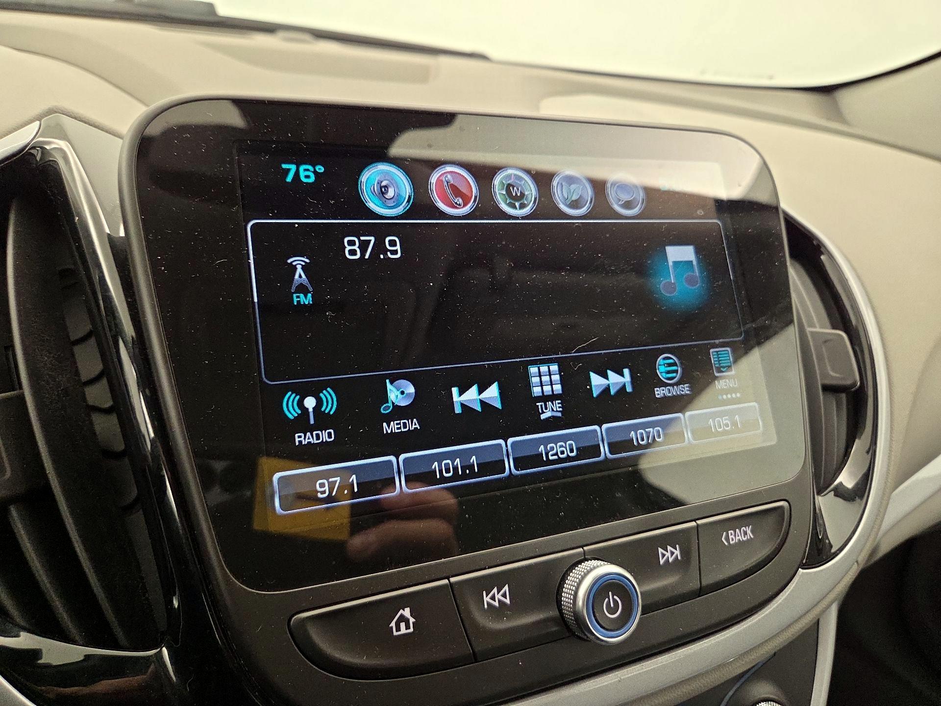 Thumbnail: 2017 Chevrolet Volt - 15