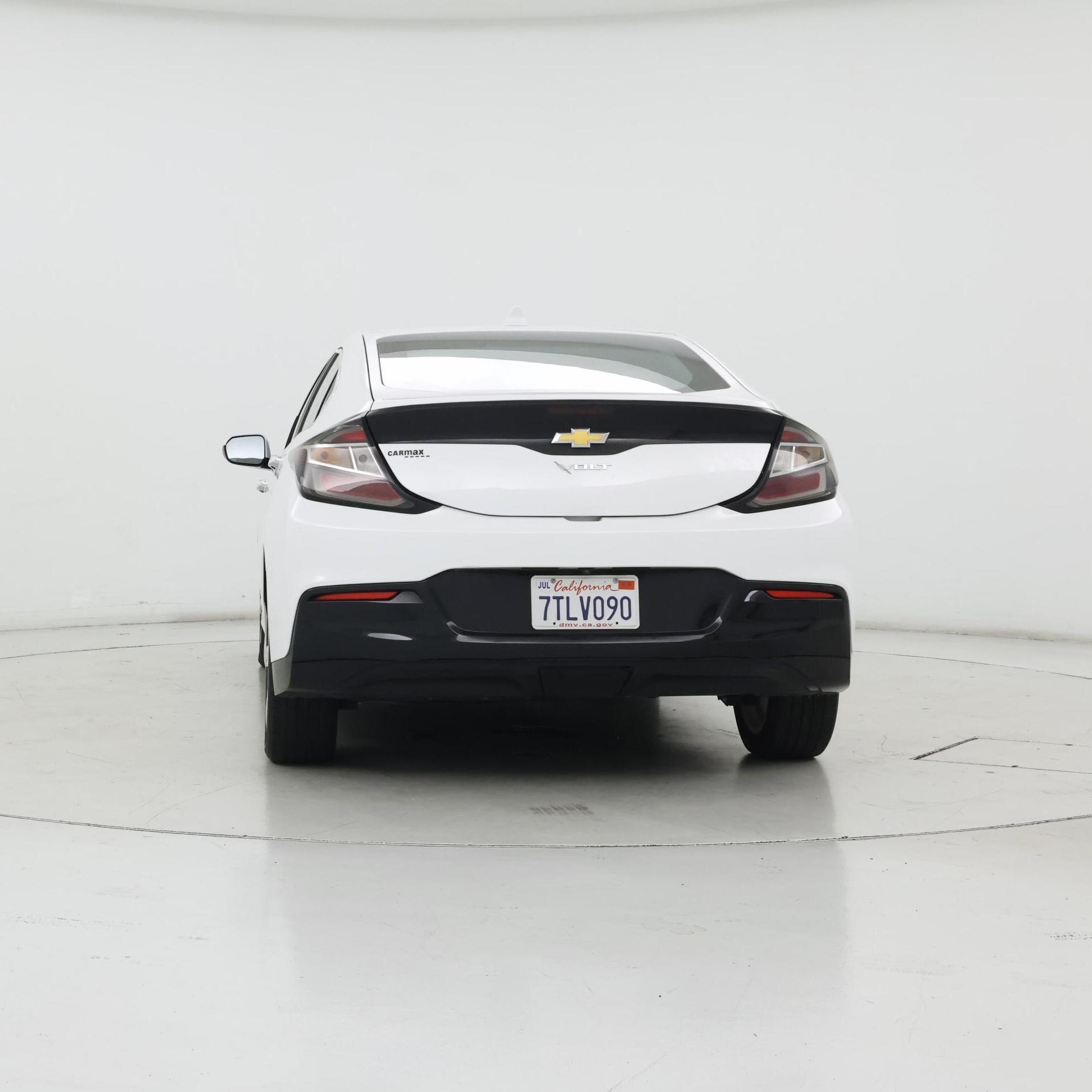 Thumbnail: 2017 Chevrolet Volt - 6