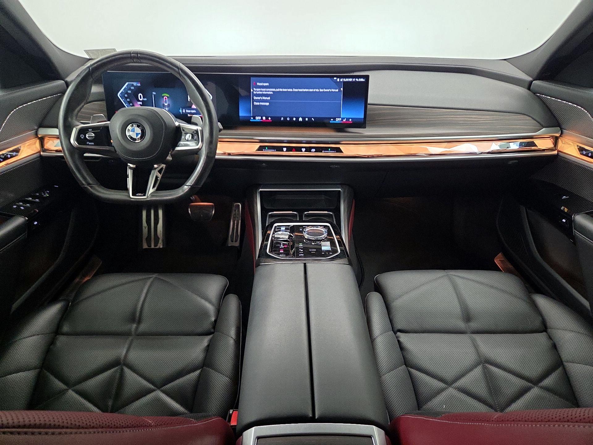 Thumbnail: 2023 BMW 7 Series - 9