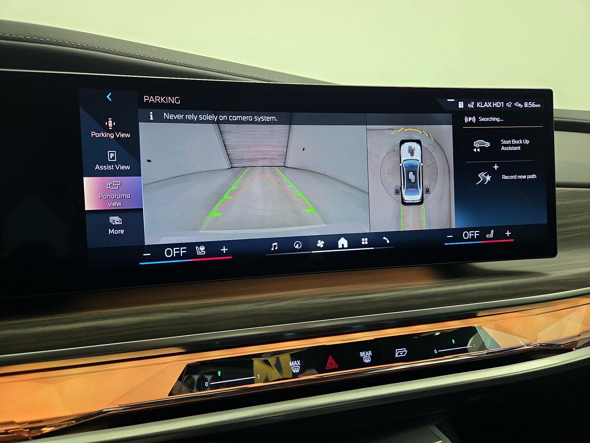 Thumbnail: 2023 BMW 7 Series - 15