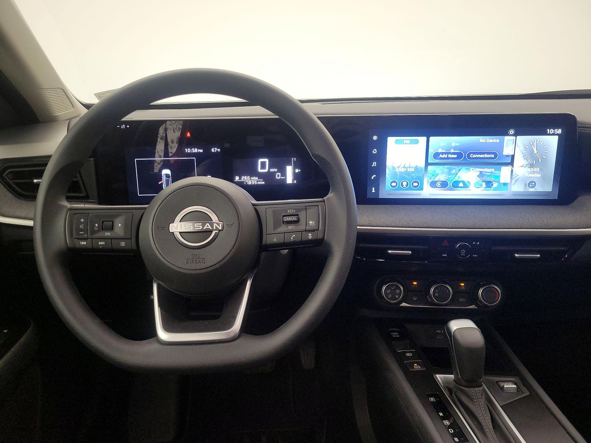 Thumbnail: 2025 Nissan Kicks - 10