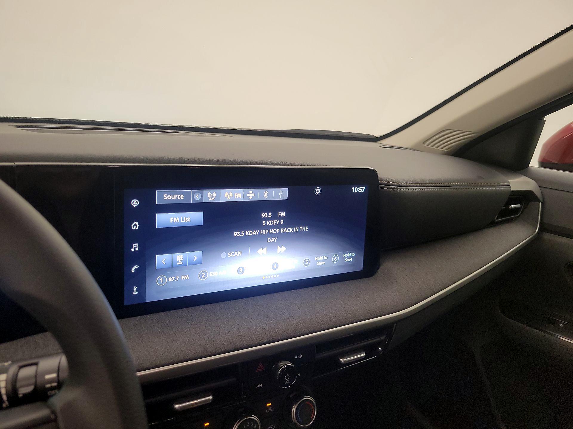 Thumbnail: 2025 Nissan Kicks - 15