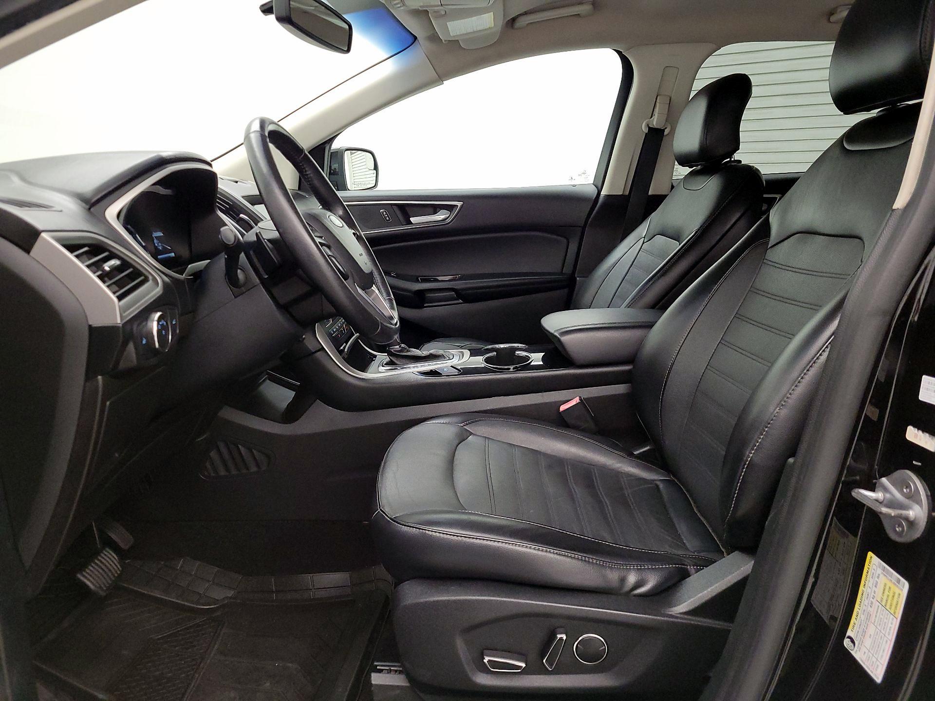 Thumbnail: 2018 Ford Edge - 11