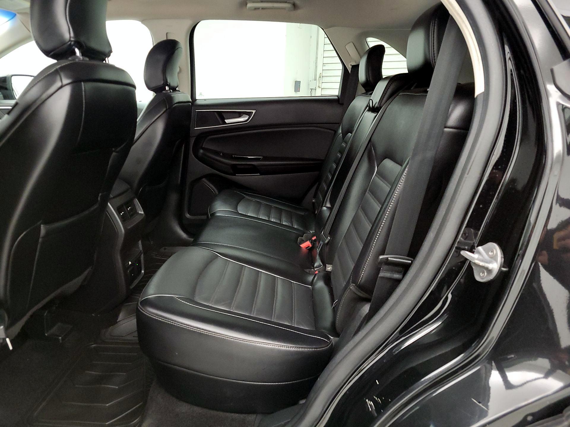 Thumbnail: 2018 Ford Edge - 19