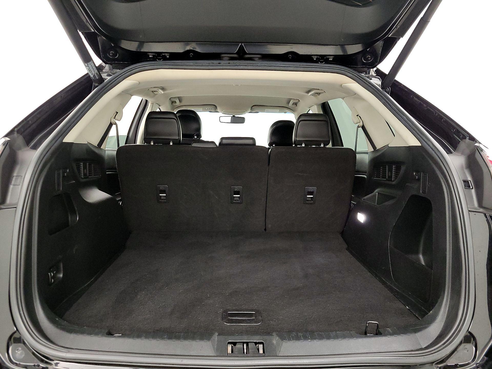 Thumbnail: 2018 Ford Edge - 20