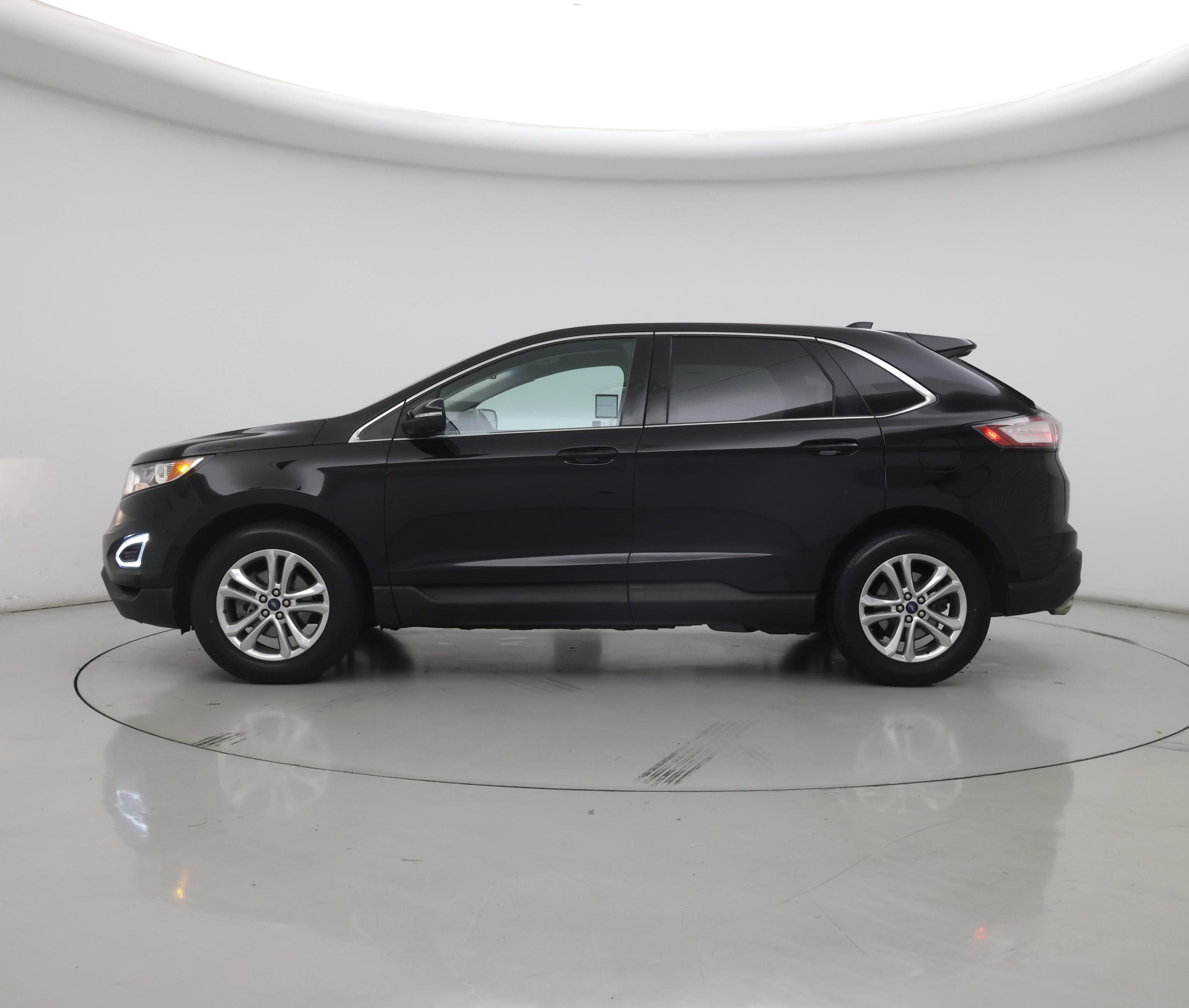 Thumbnail: 2018 Ford Edge - 3