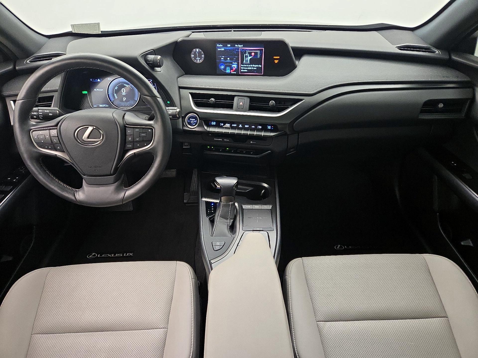 Thumbnail: 2020 Lexus UX - 9