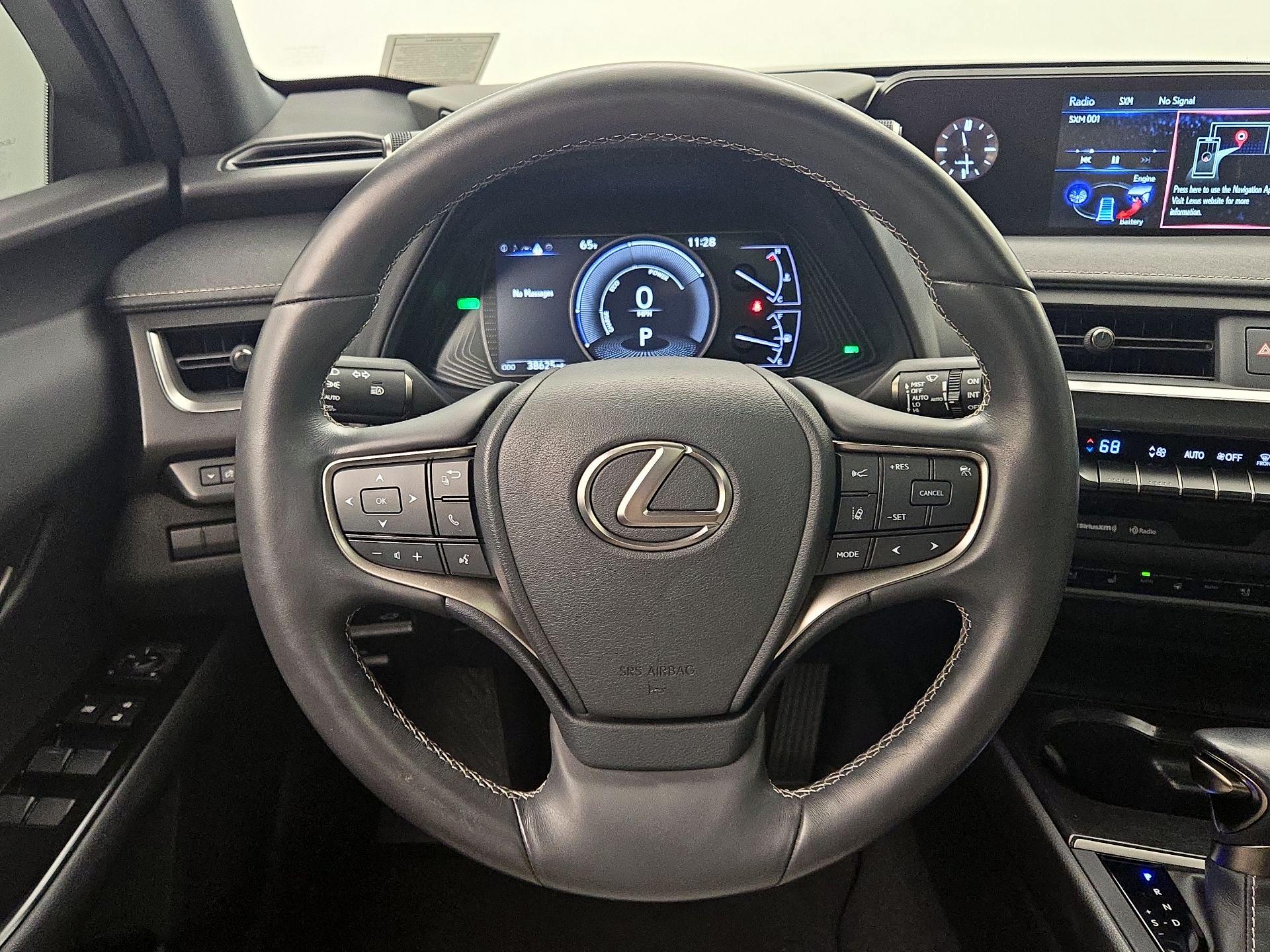 Thumbnail: 2020 Lexus UX - 10